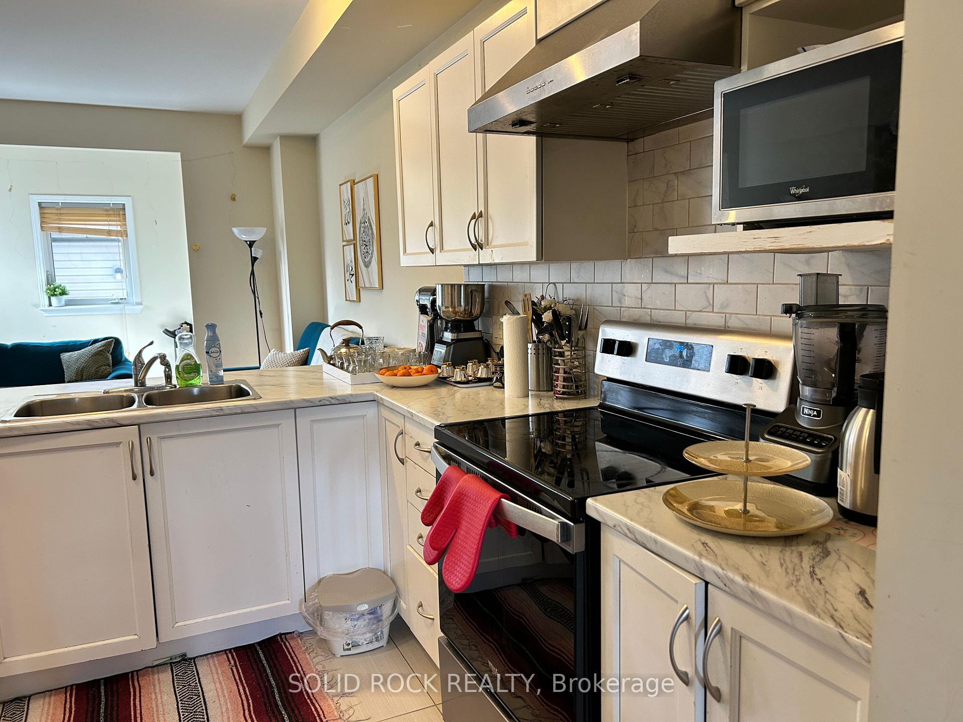 Photo 9 of 151 Springbeauty Avenue S, Ottawa, Barrhaven - Longfields — HOMEH