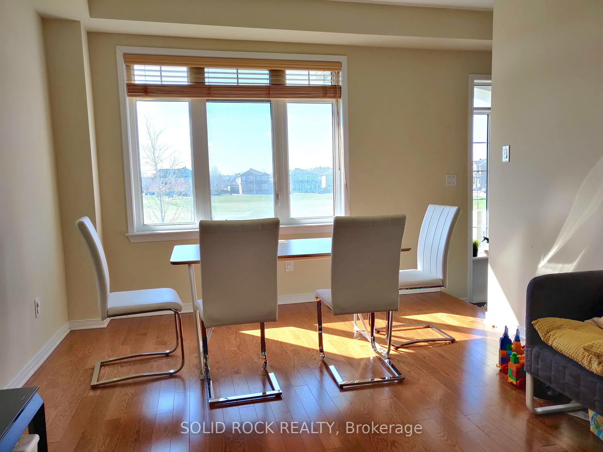 Photo 11 of 151 Springbeauty Avenue S, Ottawa, Barrhaven - Longfields — HOMEH