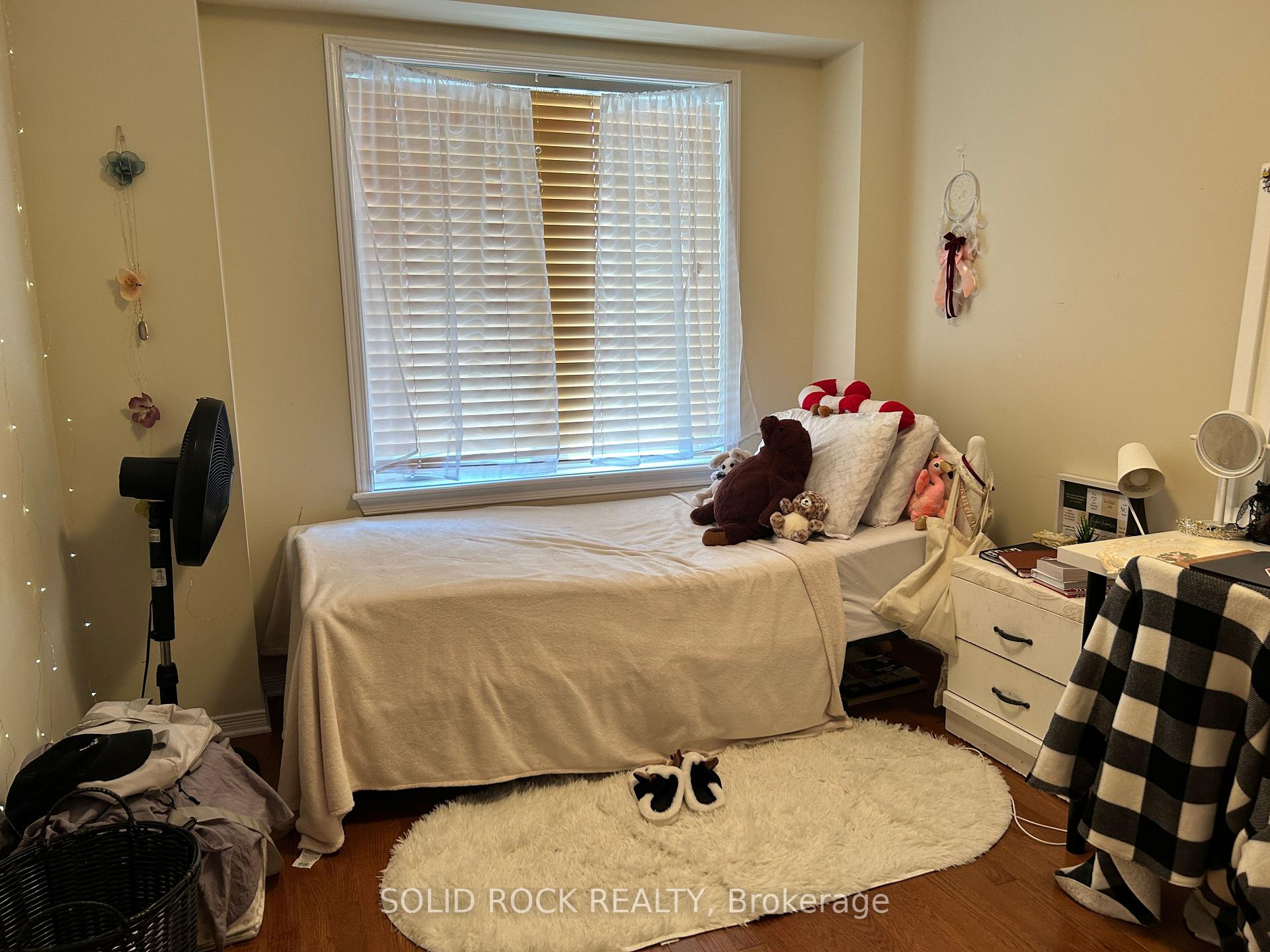 Photo 15 of 151 Springbeauty Avenue S, Ottawa, Barrhaven - Longfields — HOMEH