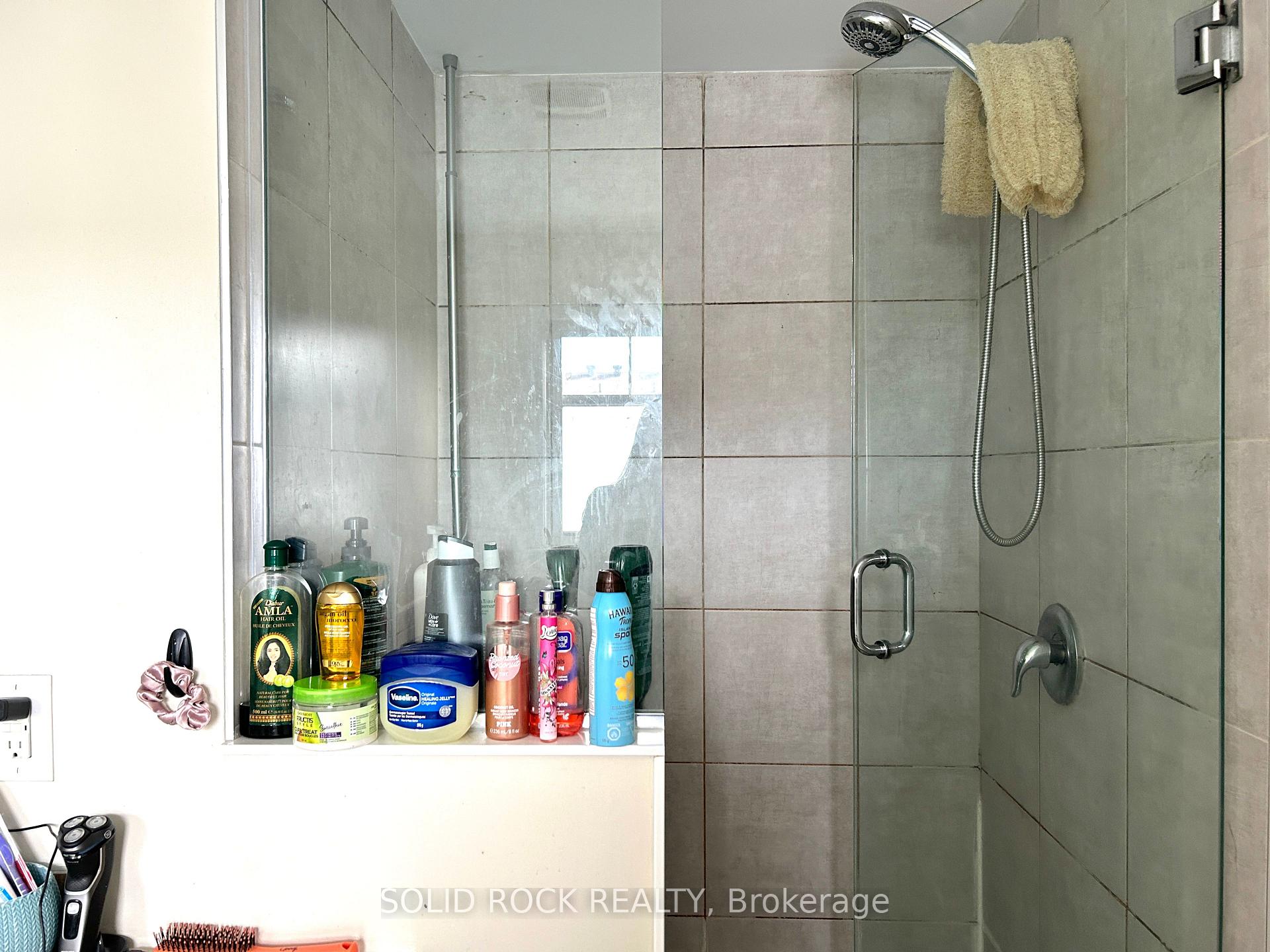 Photo 19 of 151 Springbeauty Avenue S, Ottawa, Barrhaven - Longfields — HOMEH