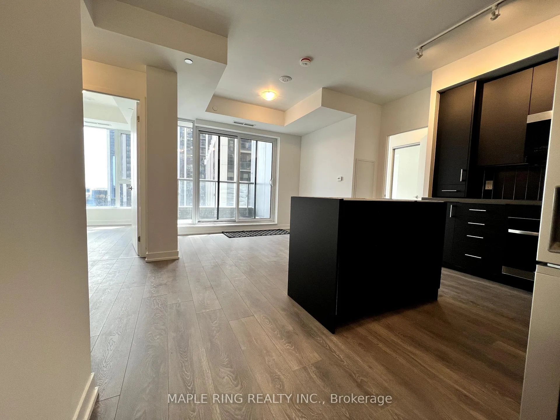 Photo 1 of Unit 319, 10 Abeja Street, Vaughan, Concord — HOMEH