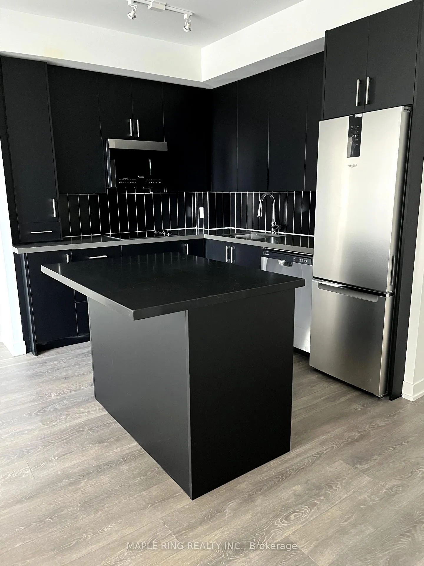 Photo 11 of Unit 319, 10 Abeja Street, Vaughan, Concord — HOMEH