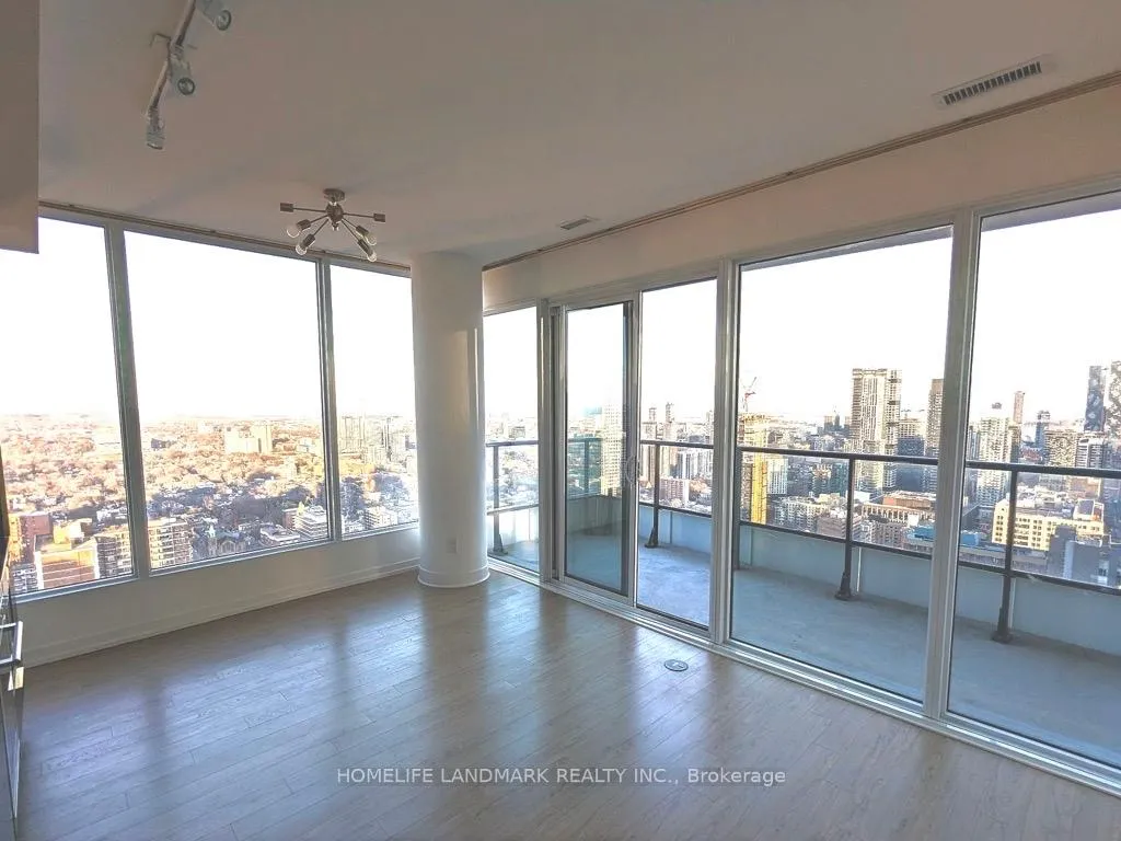 Photo 3 of Unit PH16, 85 Wood Street, Toronto, Church-Yonge Corridor — HOMEH