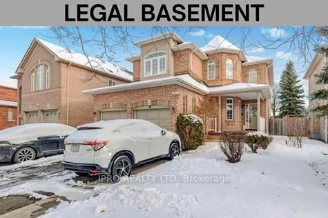 Front of 14 Twin Willow Crescent