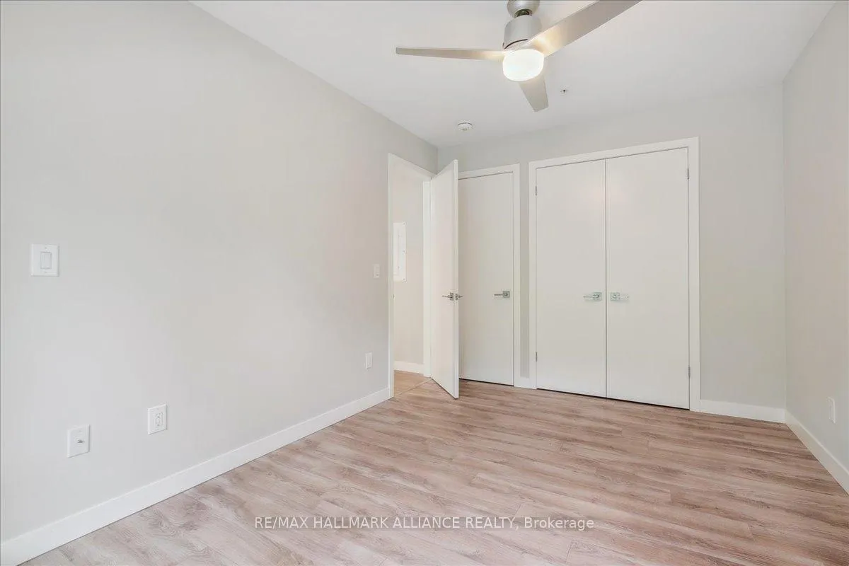 Photo 10 of Unit 402, 479 Charlton Avenue E, Hamilton, Stinson — HOMEH