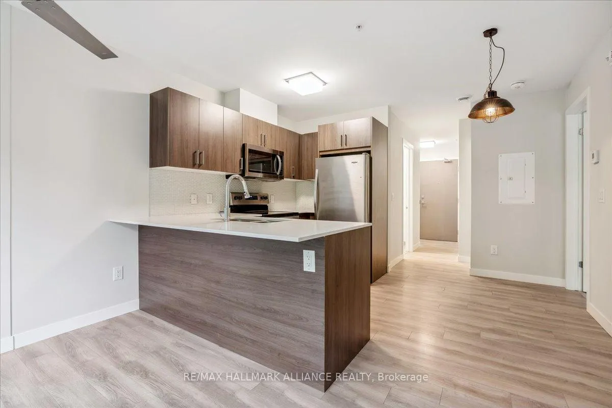 Photo 23 of Unit 402, 479 Charlton Avenue E, Hamilton, Stinson — HOMEH