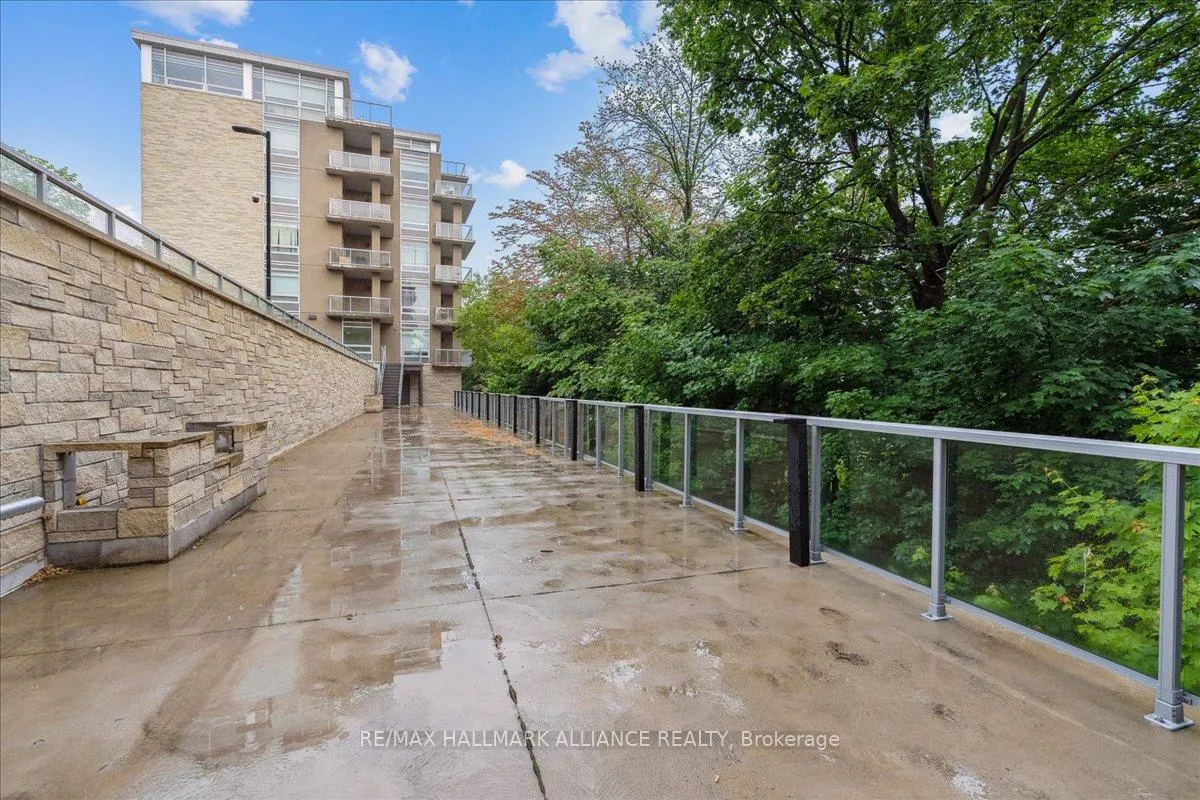 Photo 24 of Unit 402, 479 Charlton Avenue E, Hamilton, Stinson — HOMEH