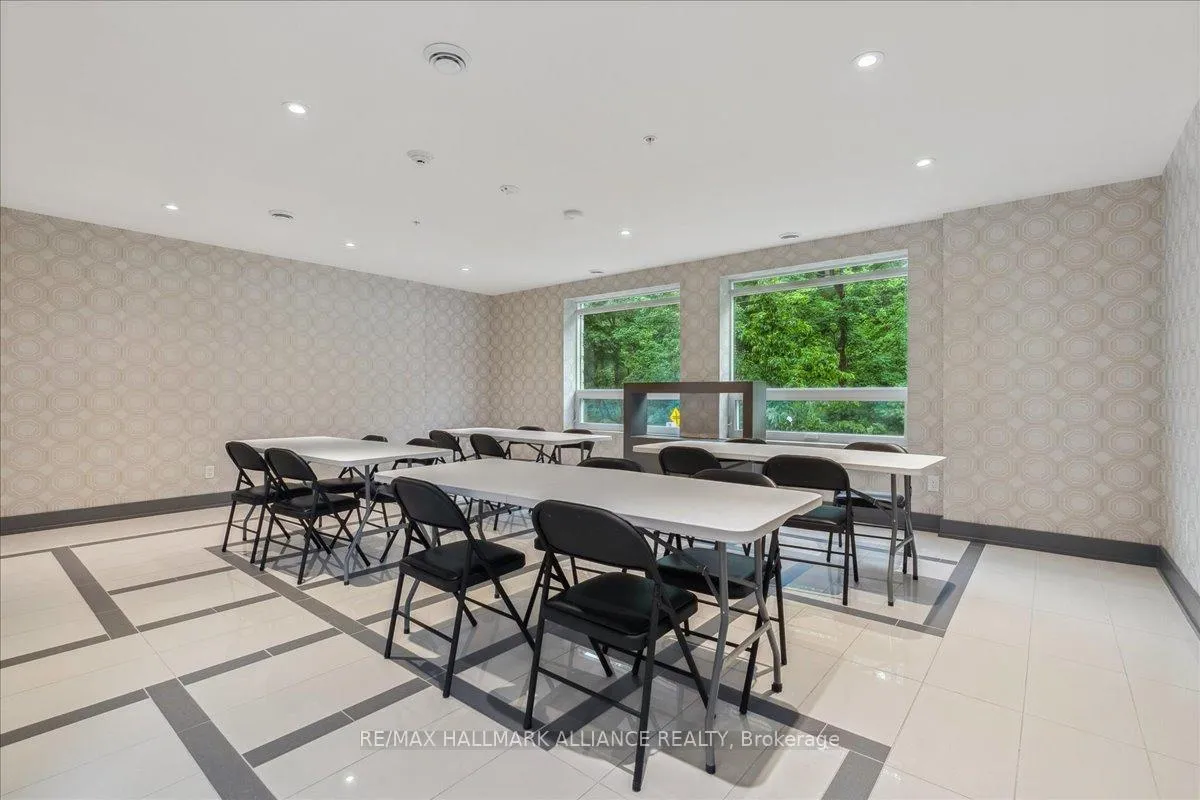 Photo 25 of Unit 402, 479 Charlton Avenue E, Hamilton, Stinson — HOMEH