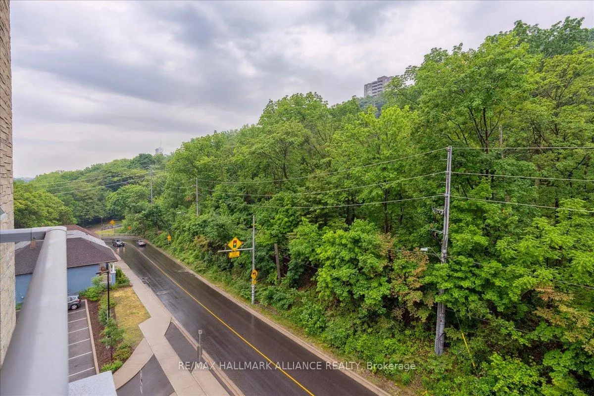 Photo 28 of Unit 402, 479 Charlton Avenue E, Hamilton, Stinson — HOMEH