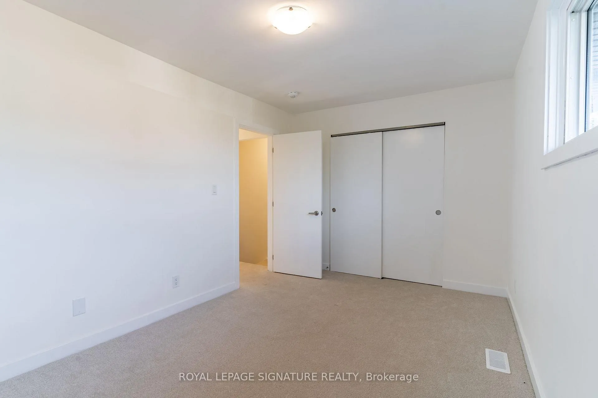Photo 13 of 74 Woodman Drive N, Hamilton, Kentley — HOMEH