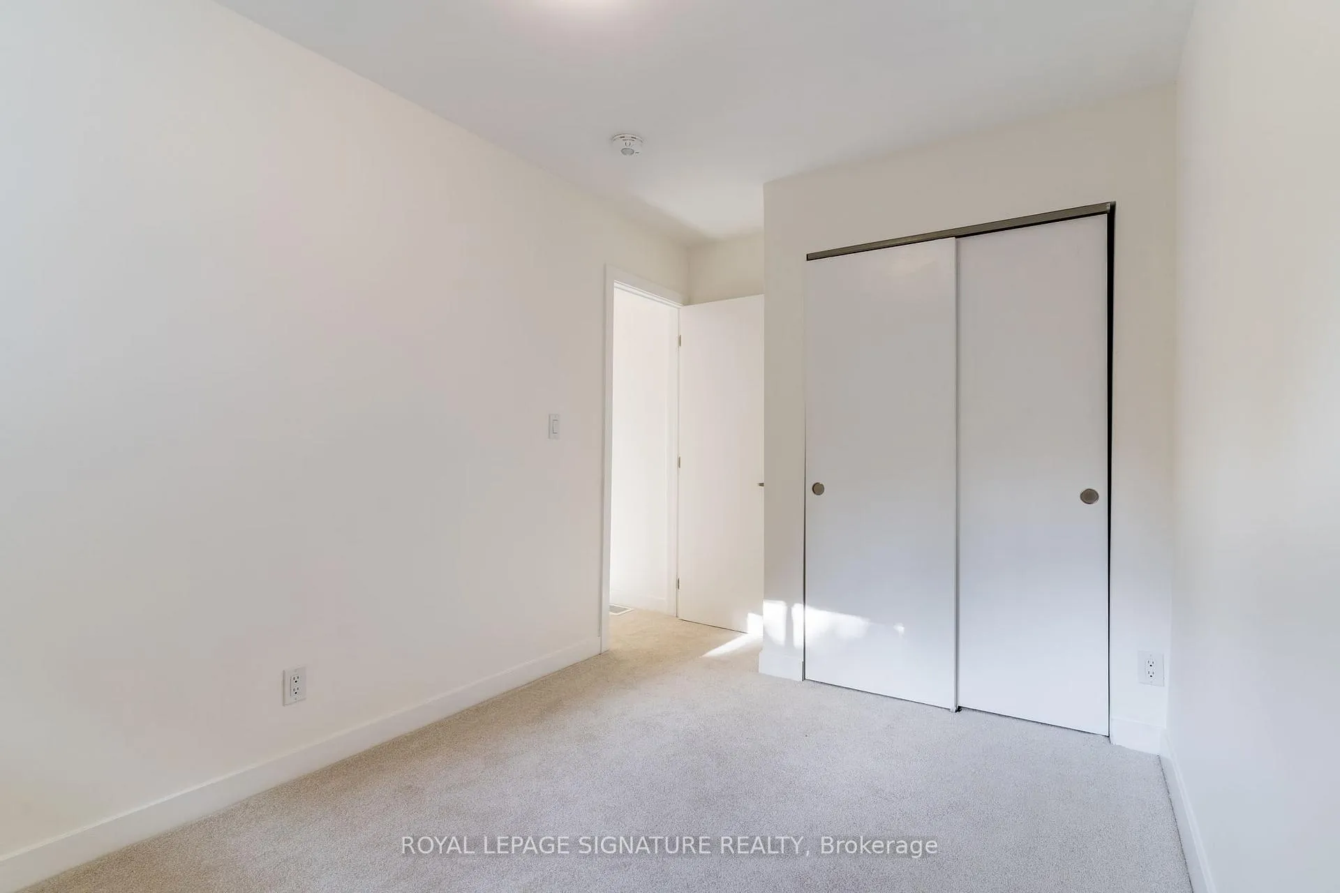 Photo 19 of 74 Woodman Drive N, Hamilton, Kentley — HOMEH