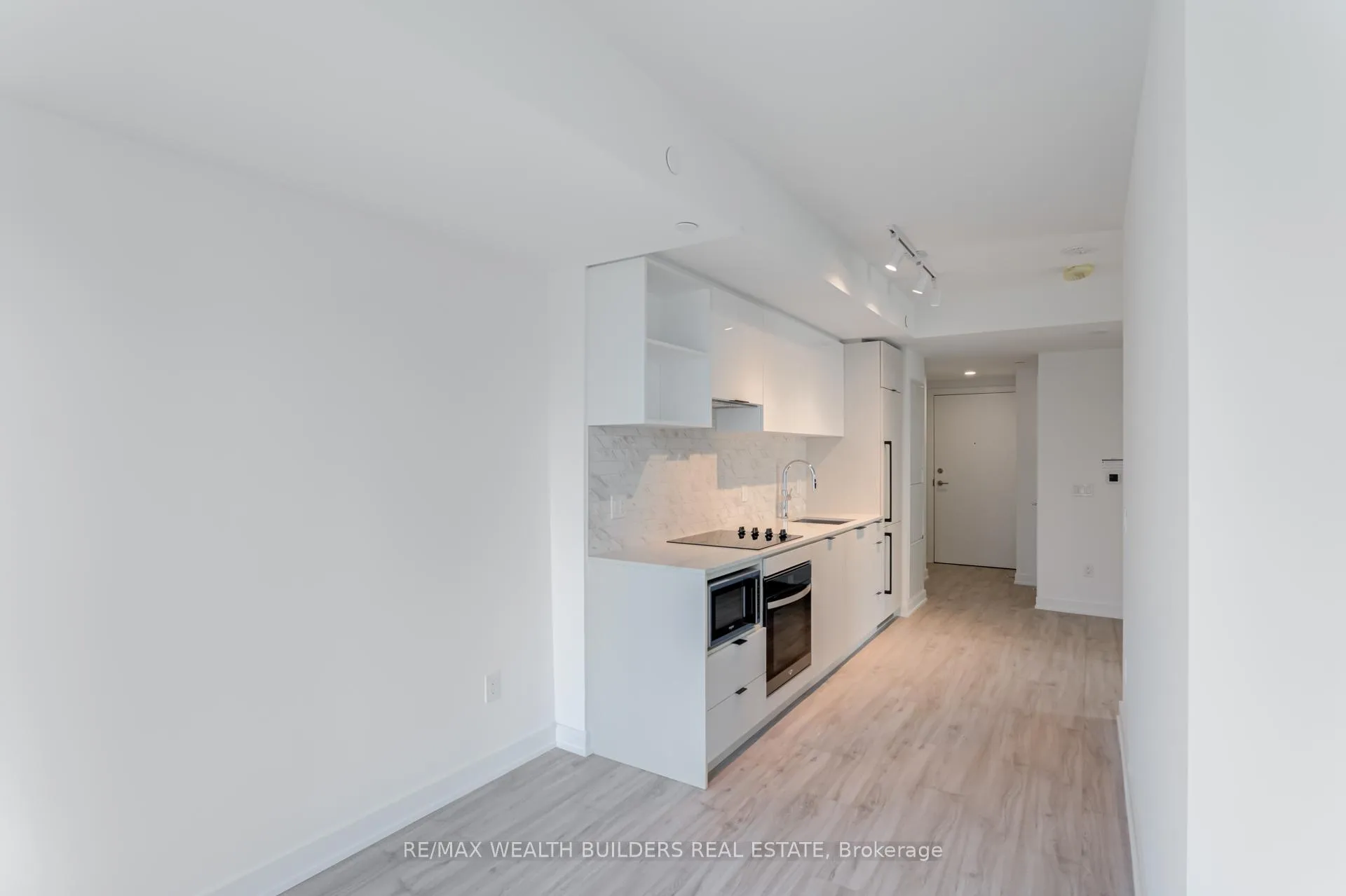 Photo 9 of Unit 2203, 252 Church Street, Toronto, Church-Yonge Corridor — HOMEH