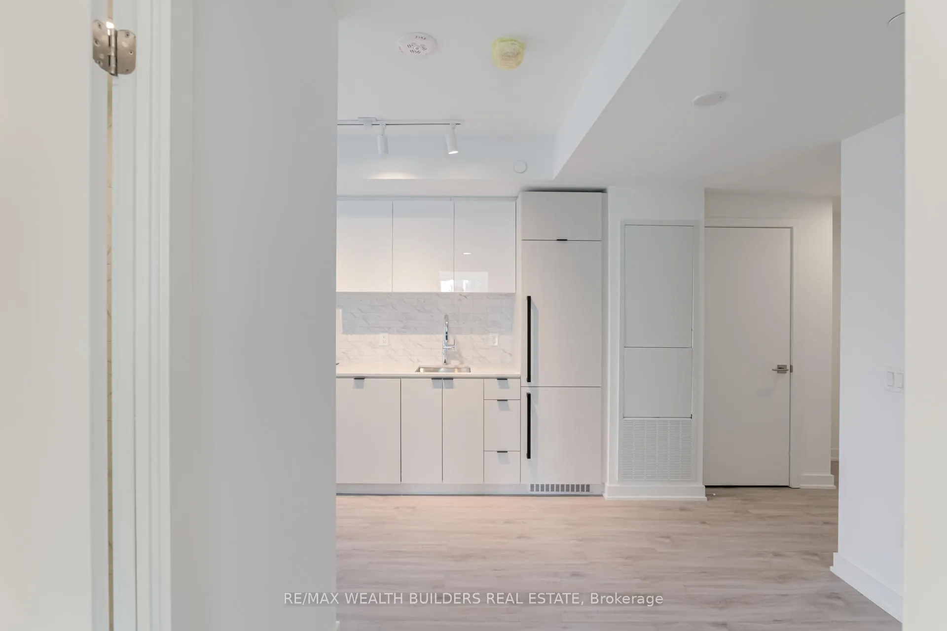 Photo 14 of Unit 2203, 252 Church Street, Toronto, Church-Yonge Corridor — HOMEH