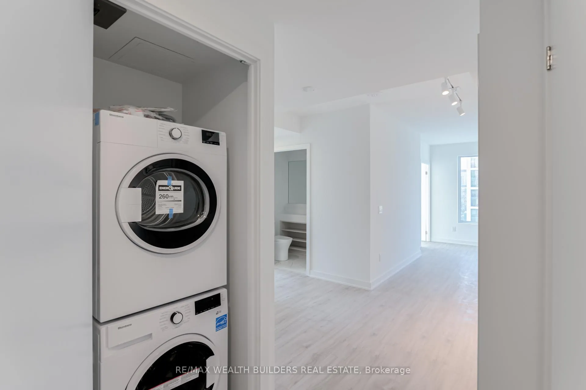 Photo 26 of Unit 2203, 252 Church Street, Toronto, Church-Yonge Corridor — HOMEH