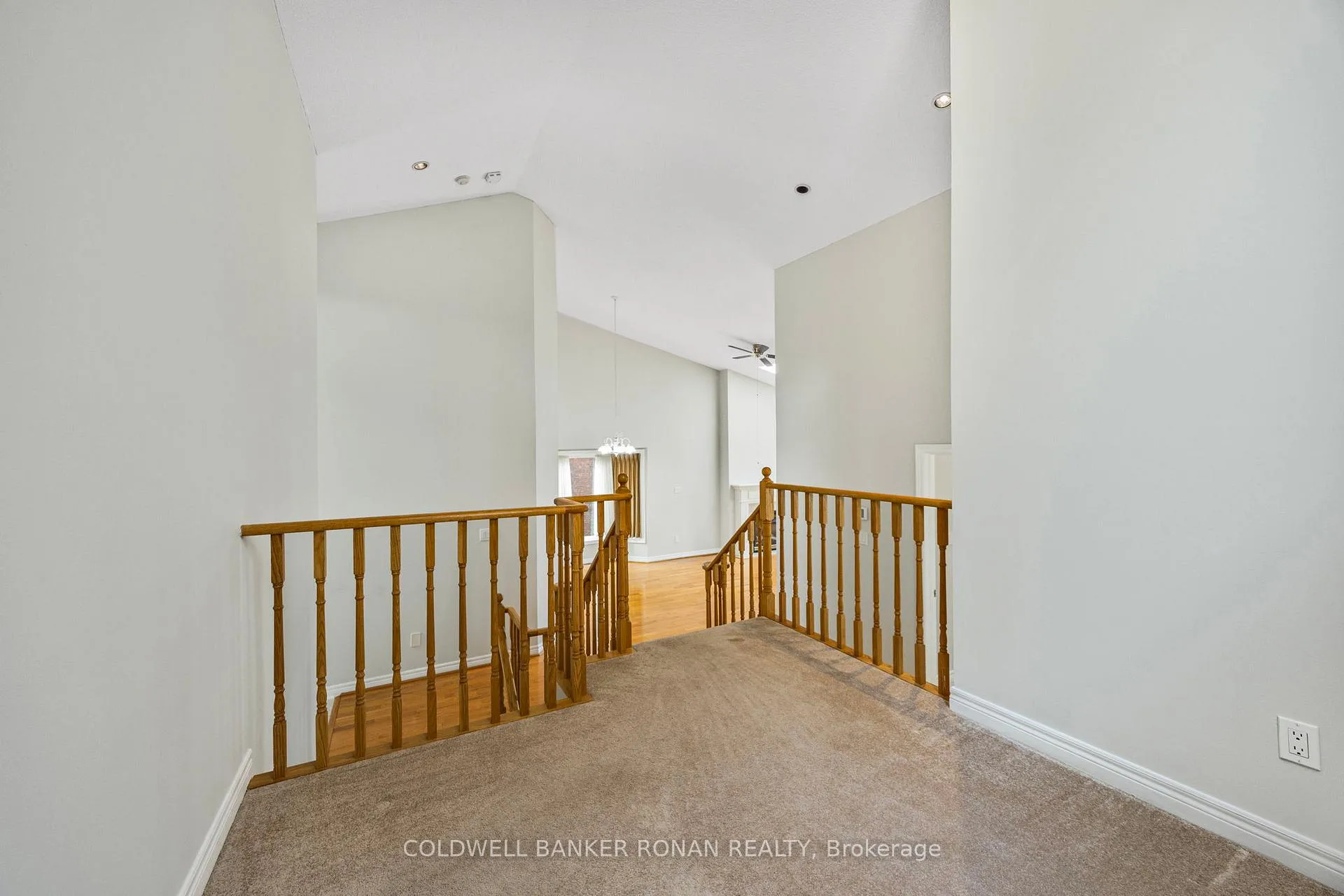 Photo 27 of Unit 9, 8 Malibu Manor W, New Tecumseth, Alliston — HOMEH