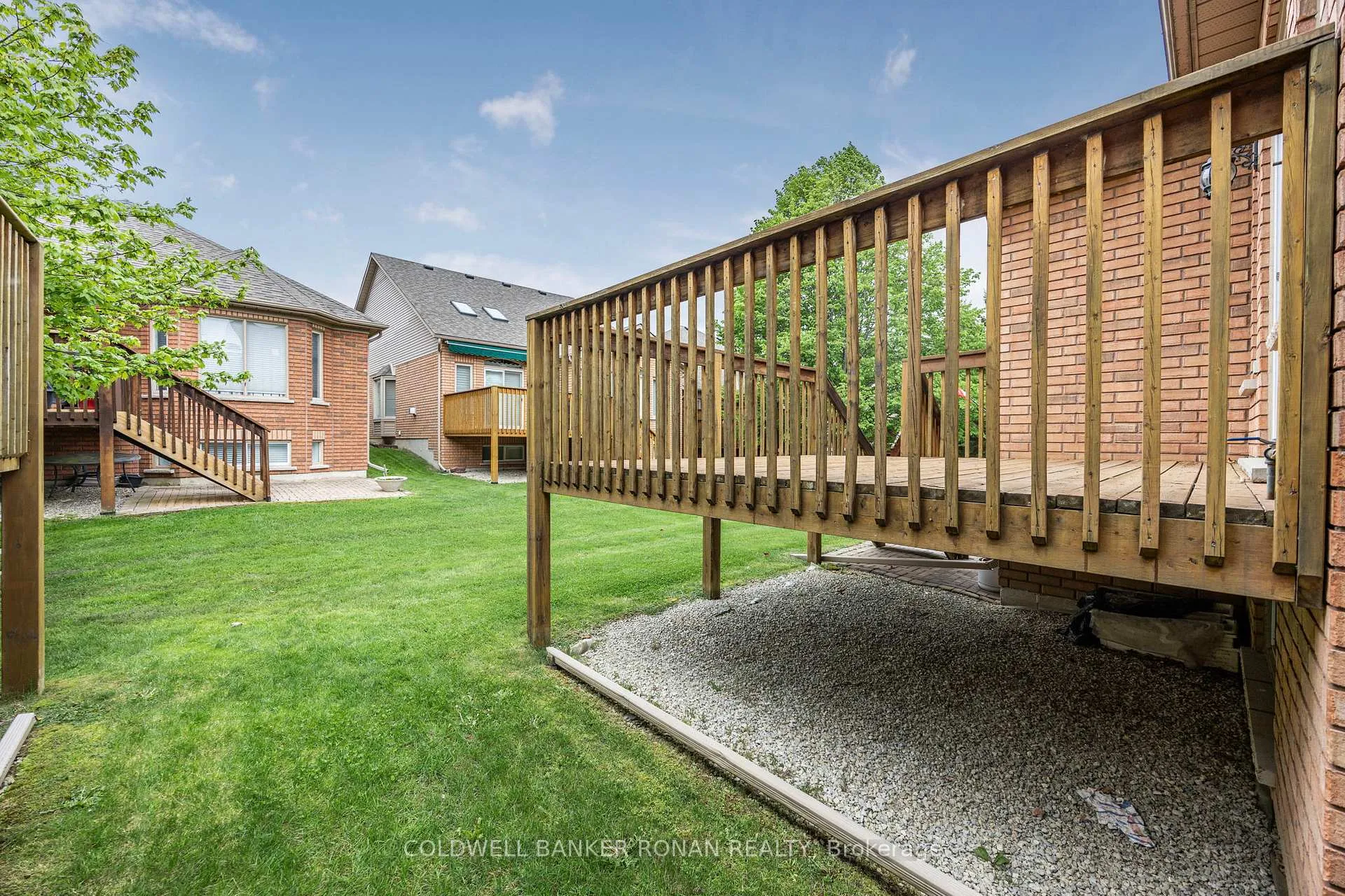 Photo 45 of Unit 9, 8 Malibu Manor W, New Tecumseth, Alliston — HOMEH