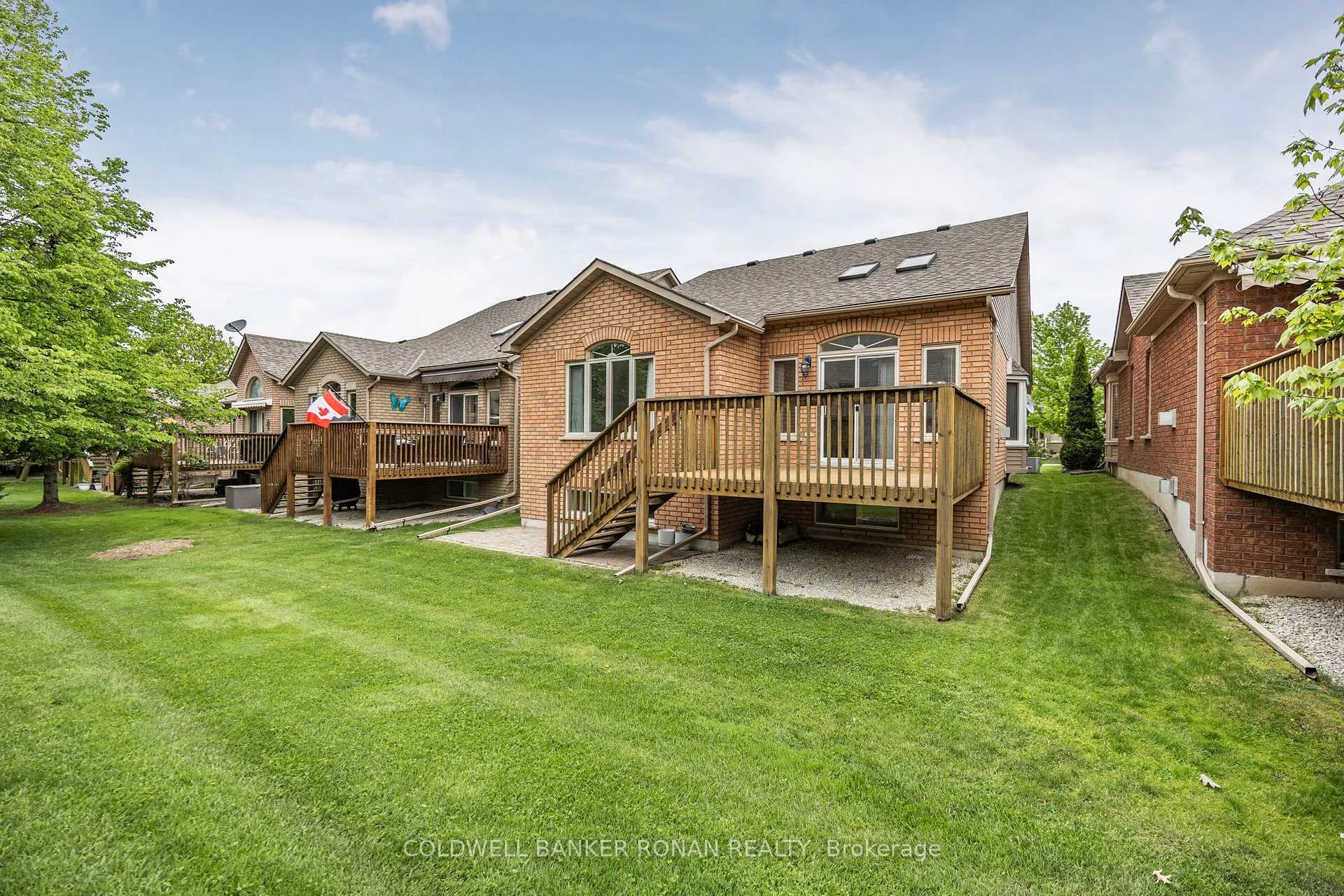 Photo 46 of Unit 9, 8 Malibu Manor W, New Tecumseth, Alliston — HOMEH