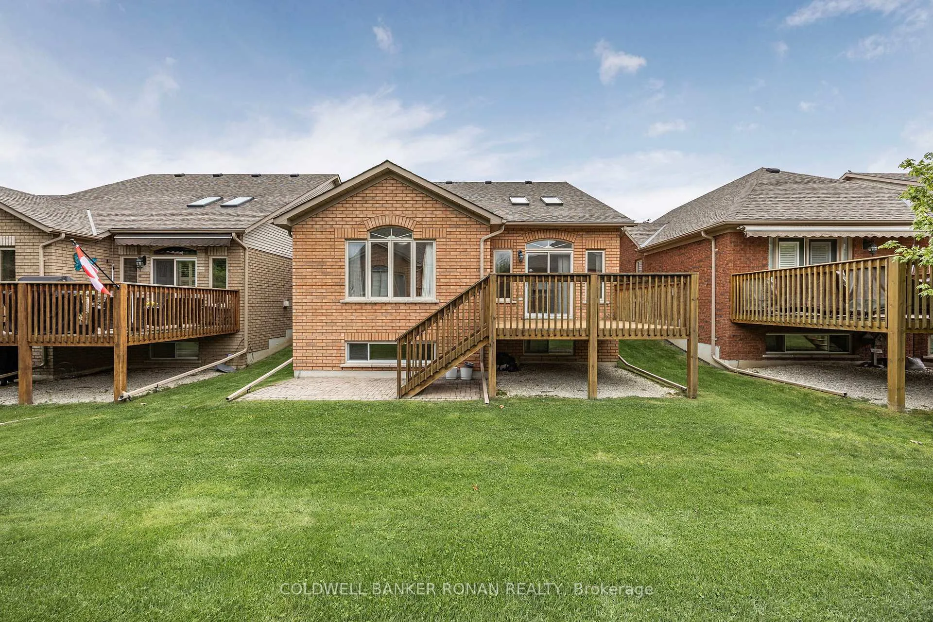 Photo 47 of Unit 9, 8 Malibu Manor W, New Tecumseth, Alliston — HOMEH
