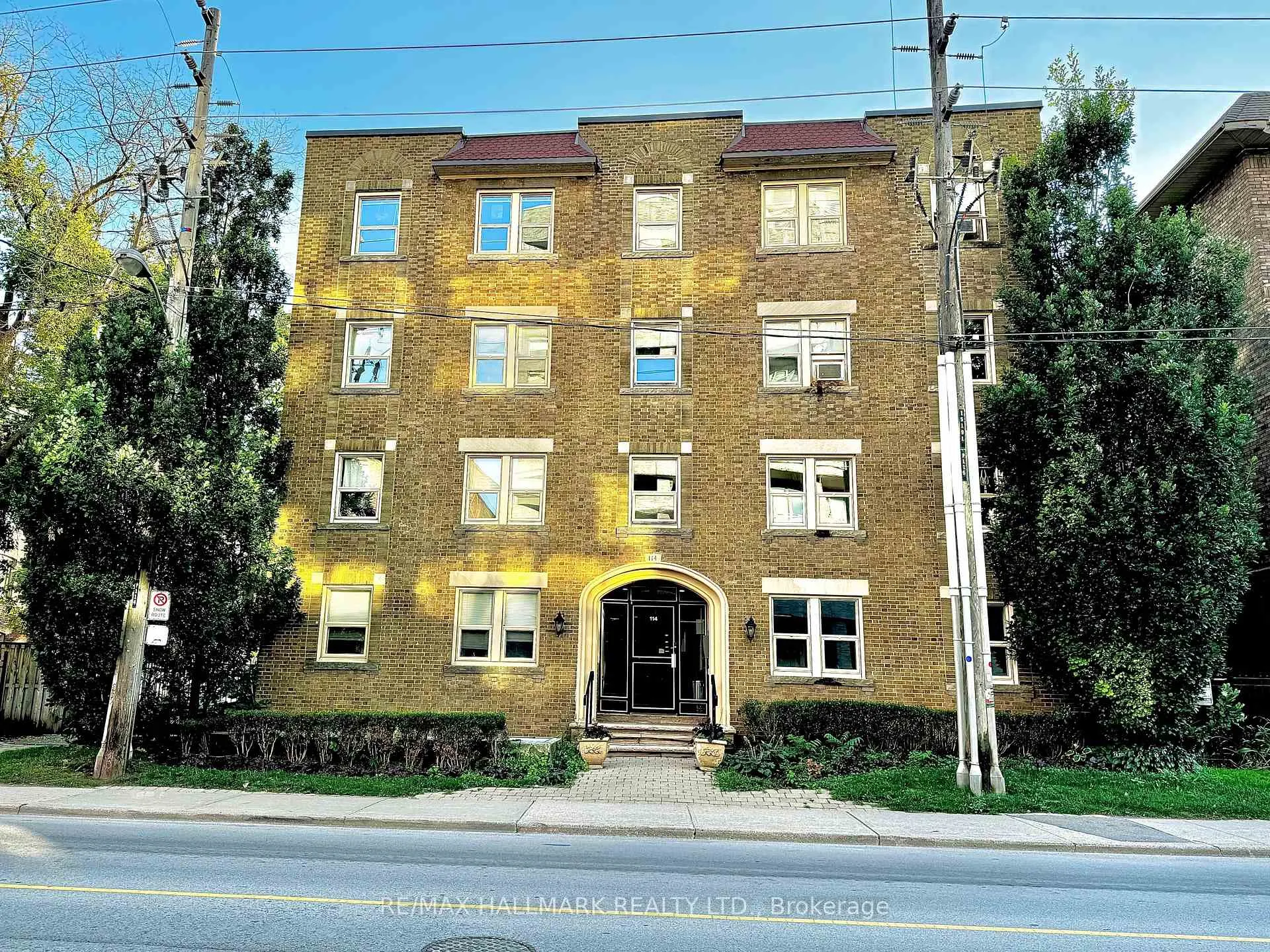 Front of Unit 303, 114 Vaughan Road