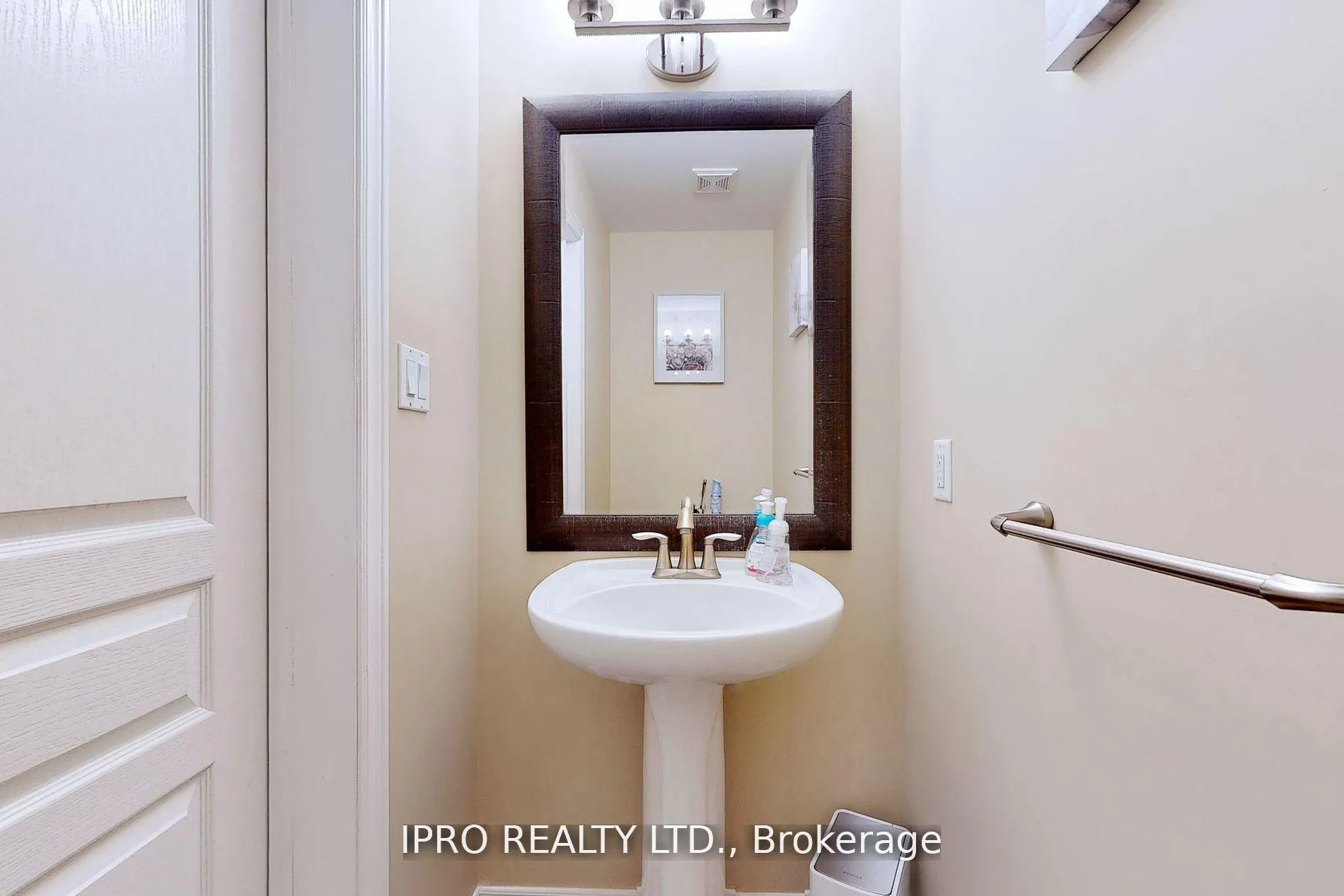 Photo 14 of 80 Oakhaven Place, Hamilton, Ancaster — HOMEH