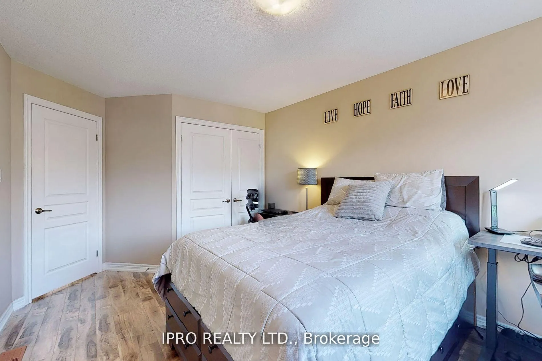 Photo 21 of 80 Oakhaven Place, Hamilton, Ancaster — HOMEH