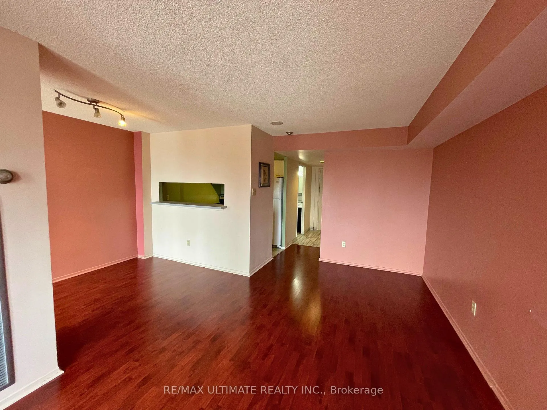 Photo 1 of Unit 804, 117 Gerrard Street E, Toronto, Church-Yonge Corridor — HOMEH