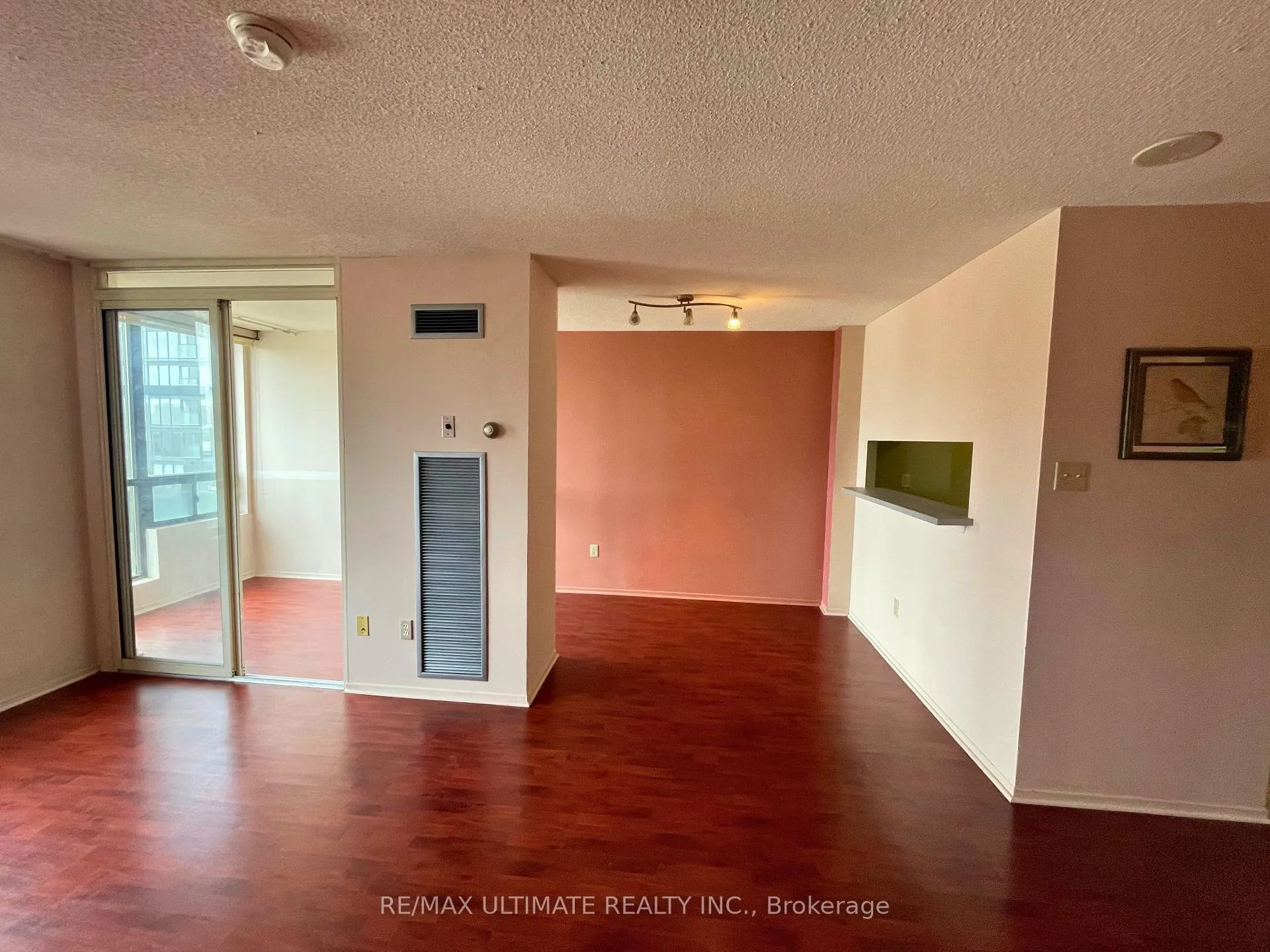 Photo 3 of Unit 804, 117 Gerrard Street E, Toronto, Church-Yonge Corridor — HOMEH