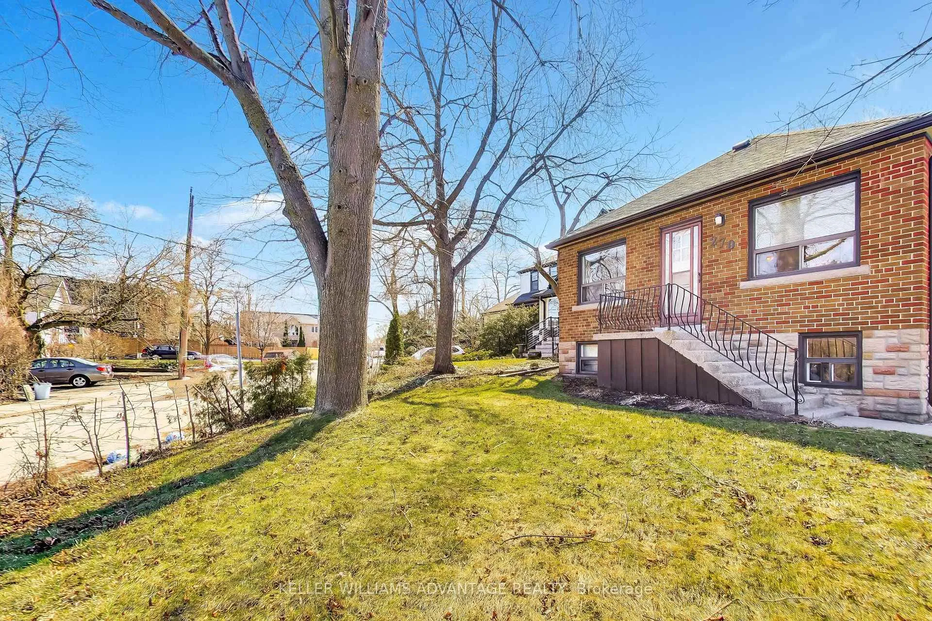 Photo 2 of 270 Glebemount Avenue, Toronto, Danforth Village-East York — HOMEH