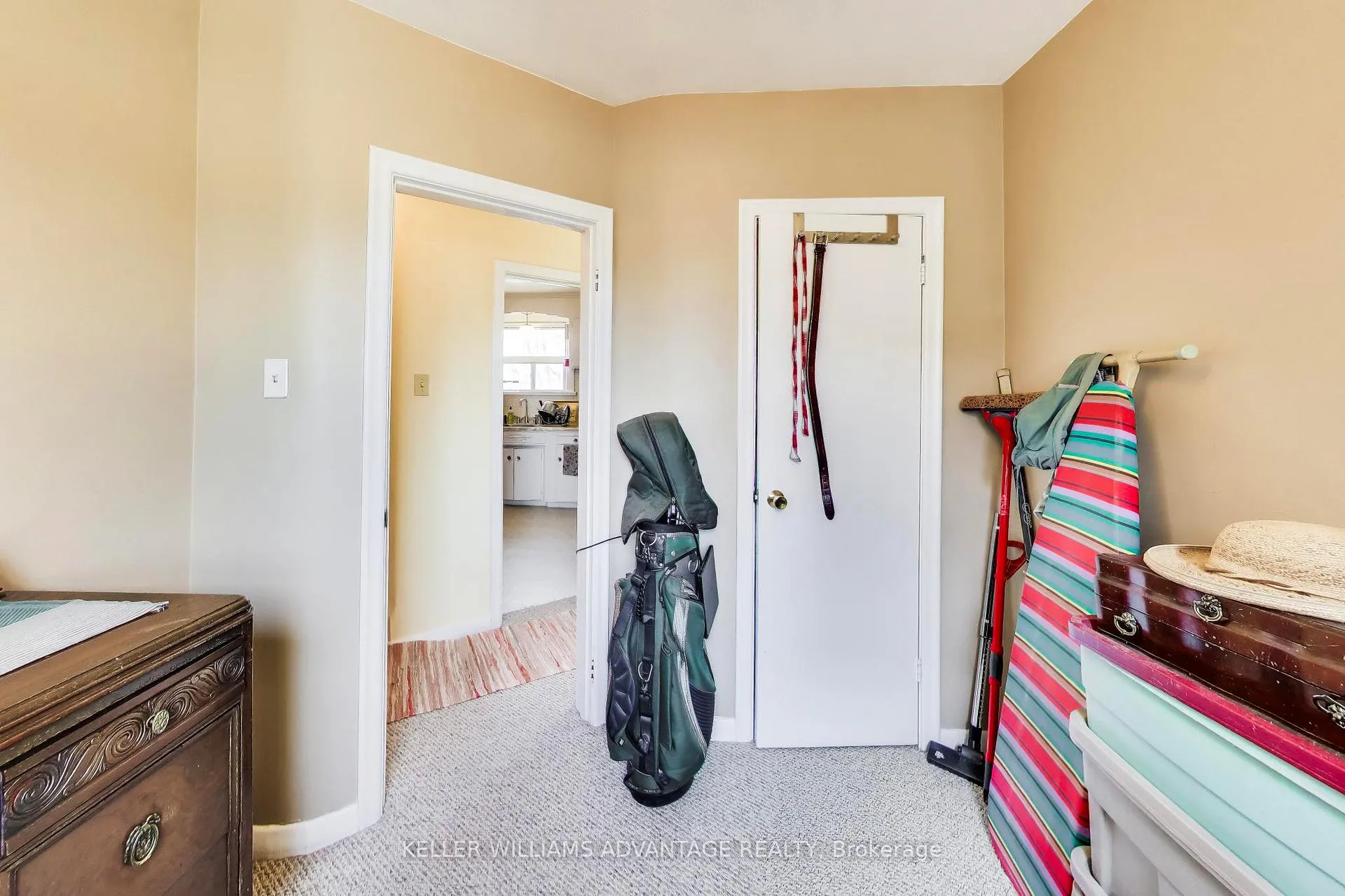 Photo 11 of 270 Glebemount Avenue, Toronto, Danforth Village-East York — HOMEH