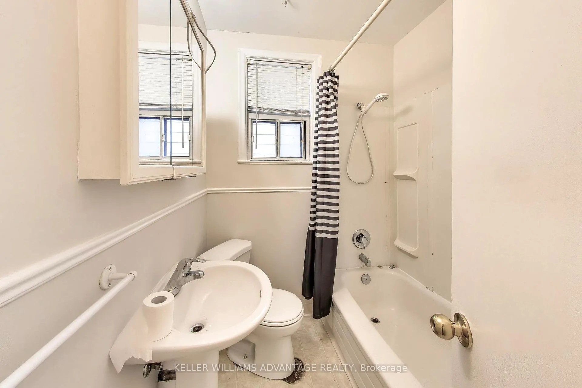 Photo 21 of 270 Glebemount Avenue, Toronto, Danforth Village-East York — HOMEH