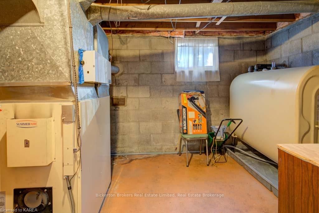 Photo 20 of 258 Arthur Street, Gananoque — HOMEH