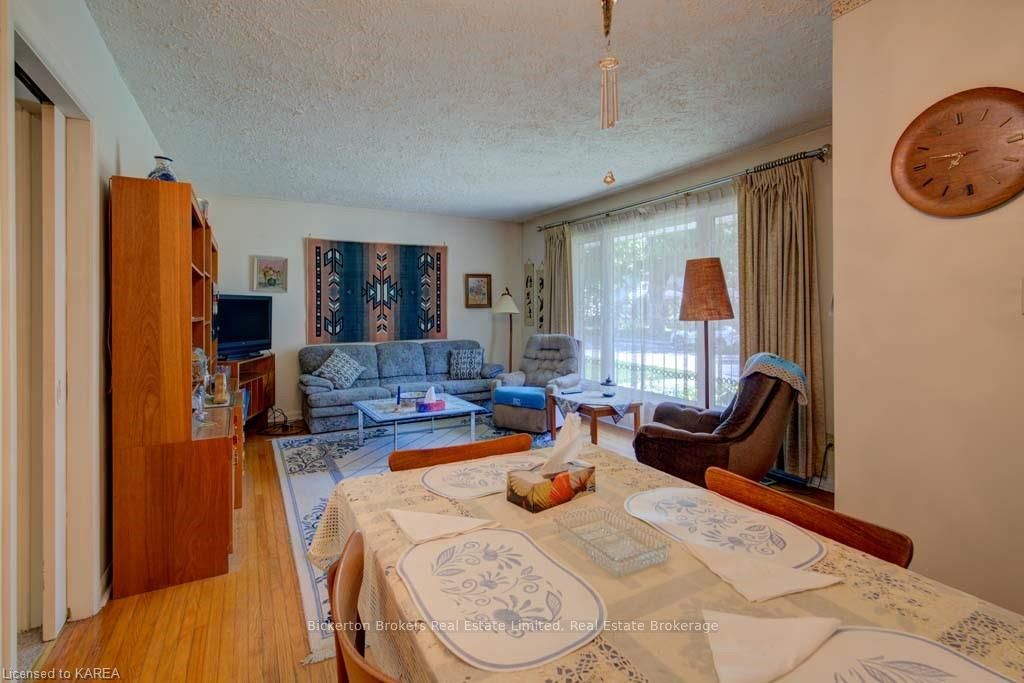 Photo 37 of 258 Arthur Street, Gananoque — HOMEH