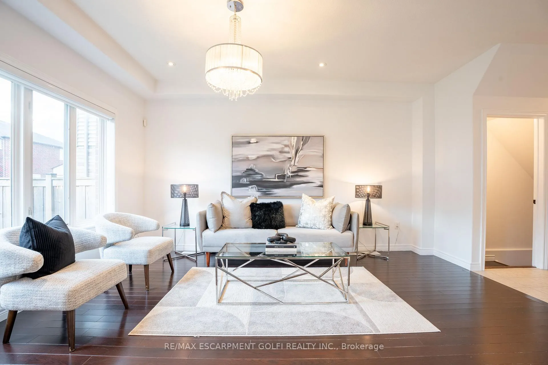 Photo 6 of 71 Chamomile Drive, Hamilton, Randall — HOMEH