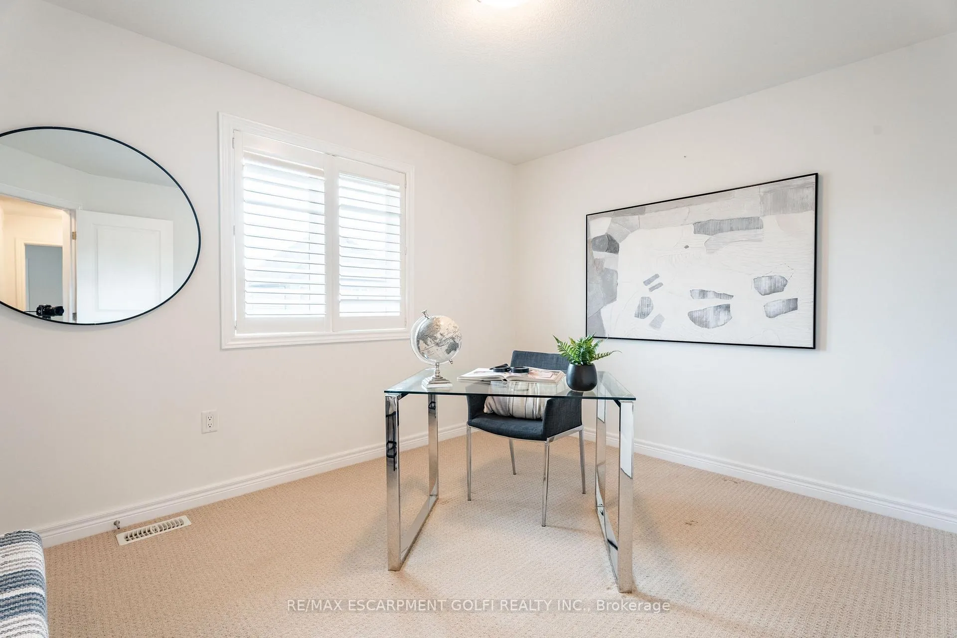 Photo 25 of 71 Chamomile Drive, Hamilton, Randall — HOMEH