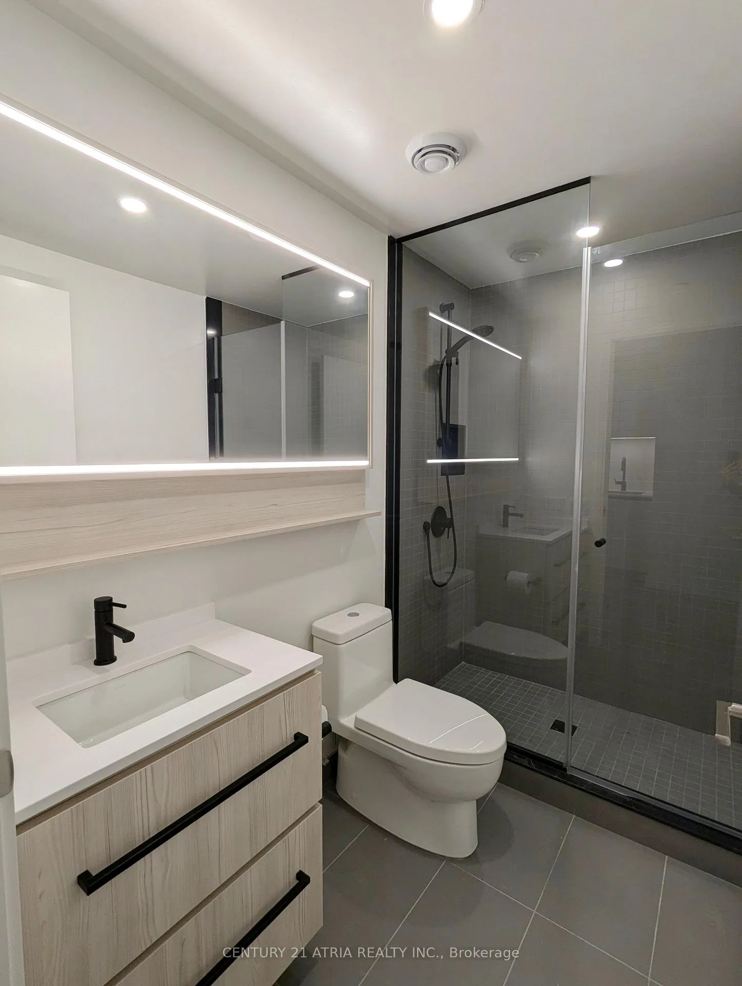 Photo 4 of Unit 513, 425 Front Street E, Toronto, Waterfront Communities — HOMEH