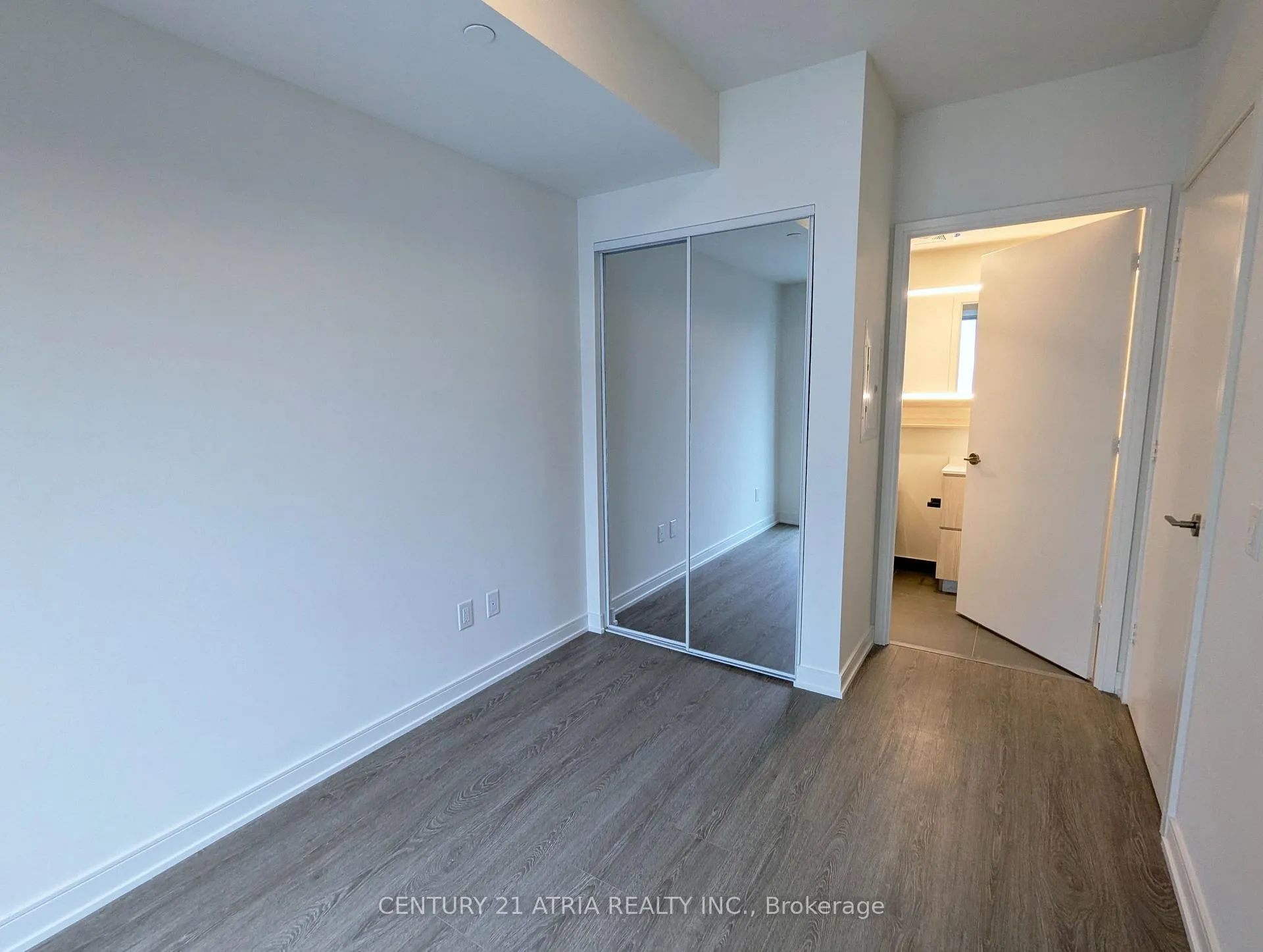 Photo 10 of Unit 513, 425 Front Street E, Toronto, Waterfront Communities — HOMEH