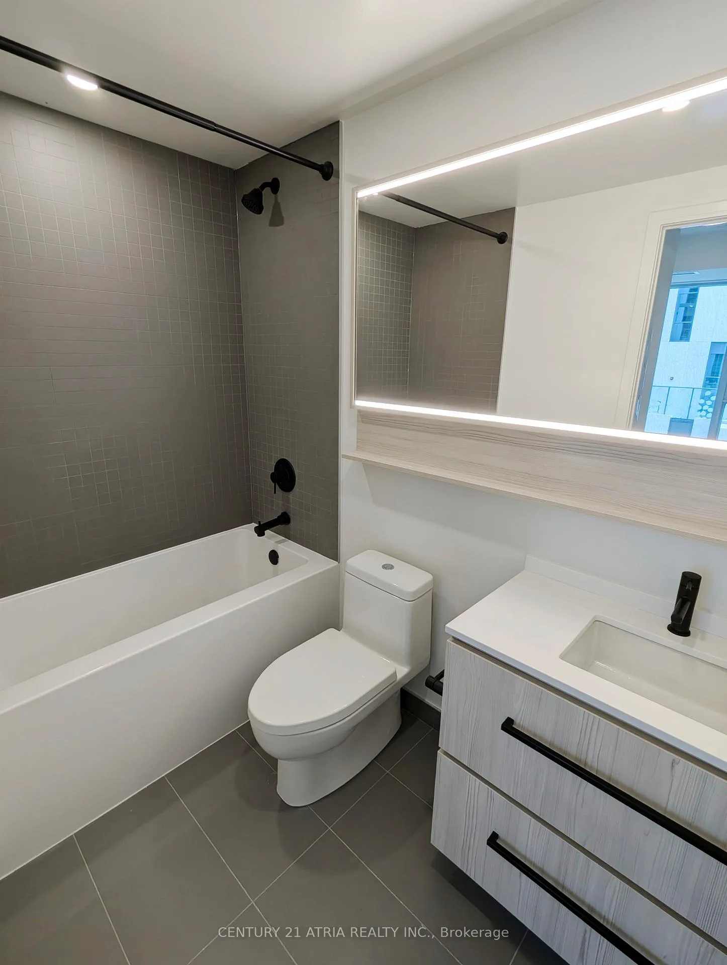 Photo 11 of Unit 513, 425 Front Street E, Toronto, Waterfront Communities — HOMEH