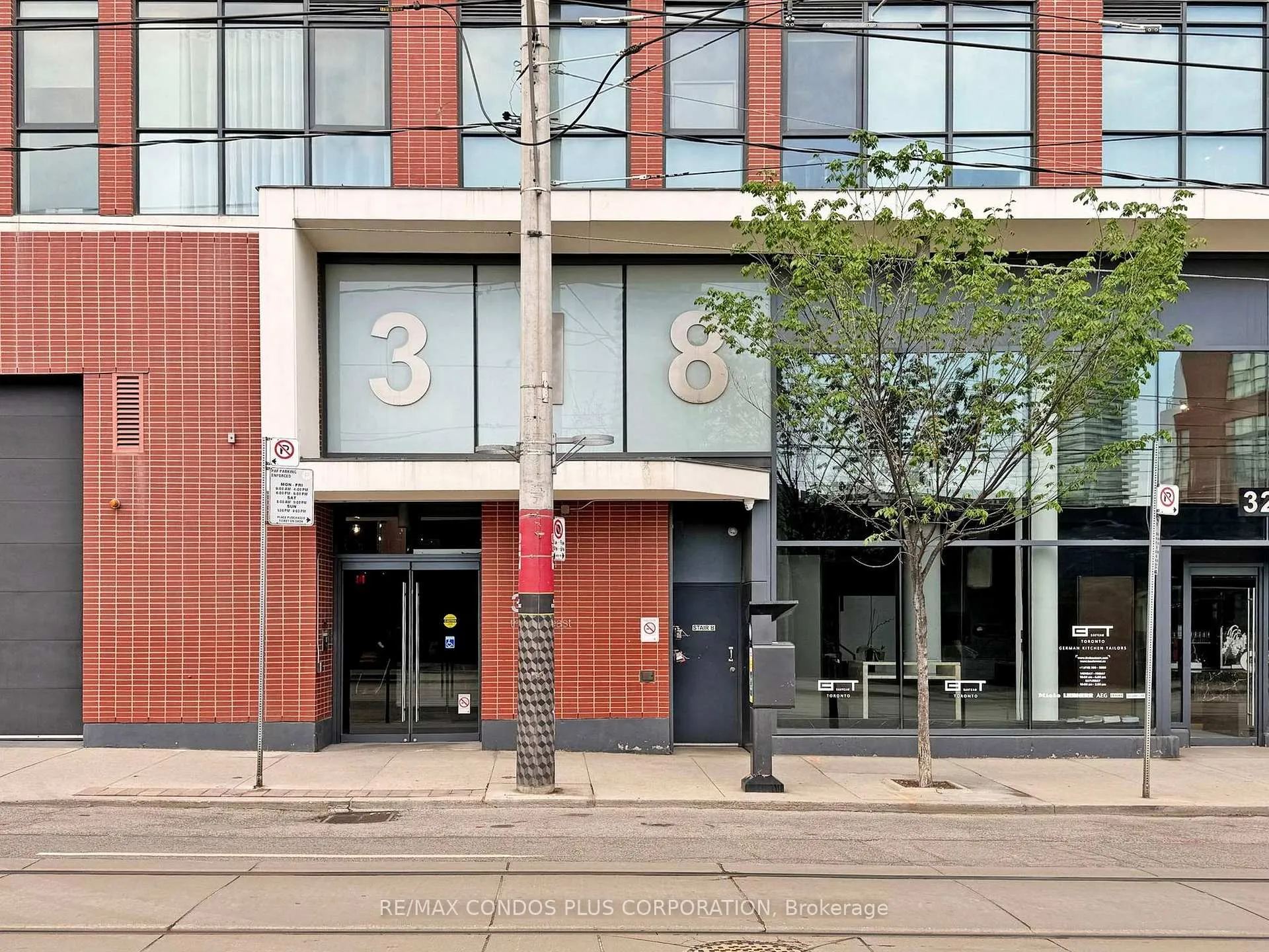 Photo 3 of Unit 710, 318 King Street E, Toronto, Moss Park — HOMEH