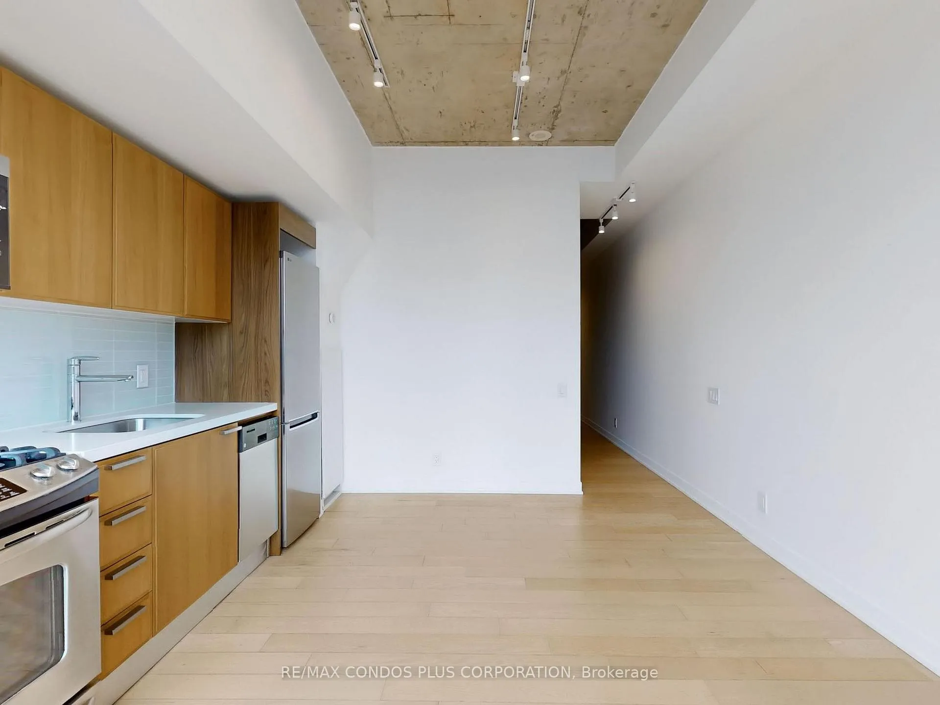 Photo 10 of Unit 710, 318 King Street E, Toronto, Moss Park — HOMEH