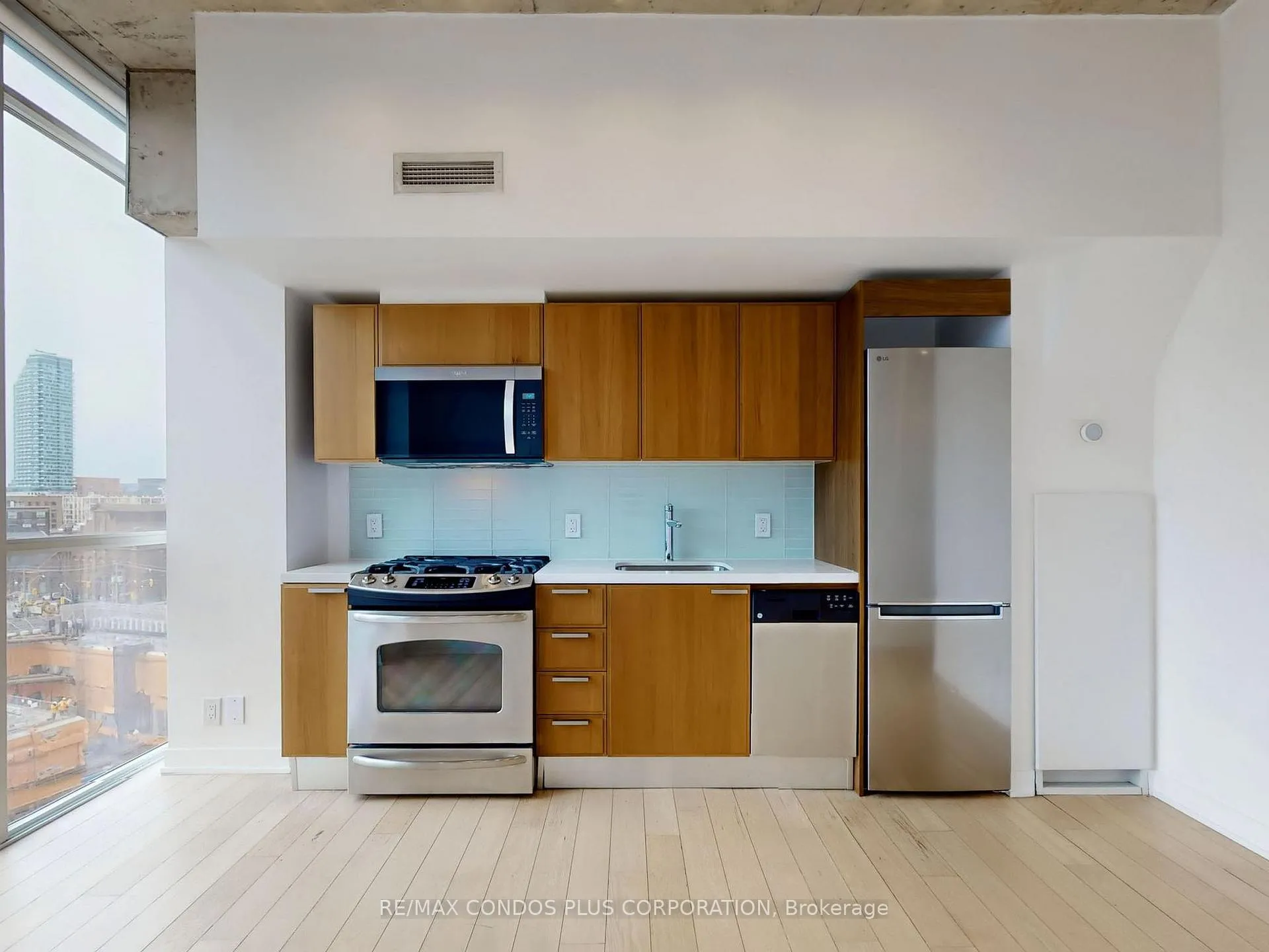Photo 12 of Unit 710, 318 King Street E, Toronto, Moss Park — HOMEH
