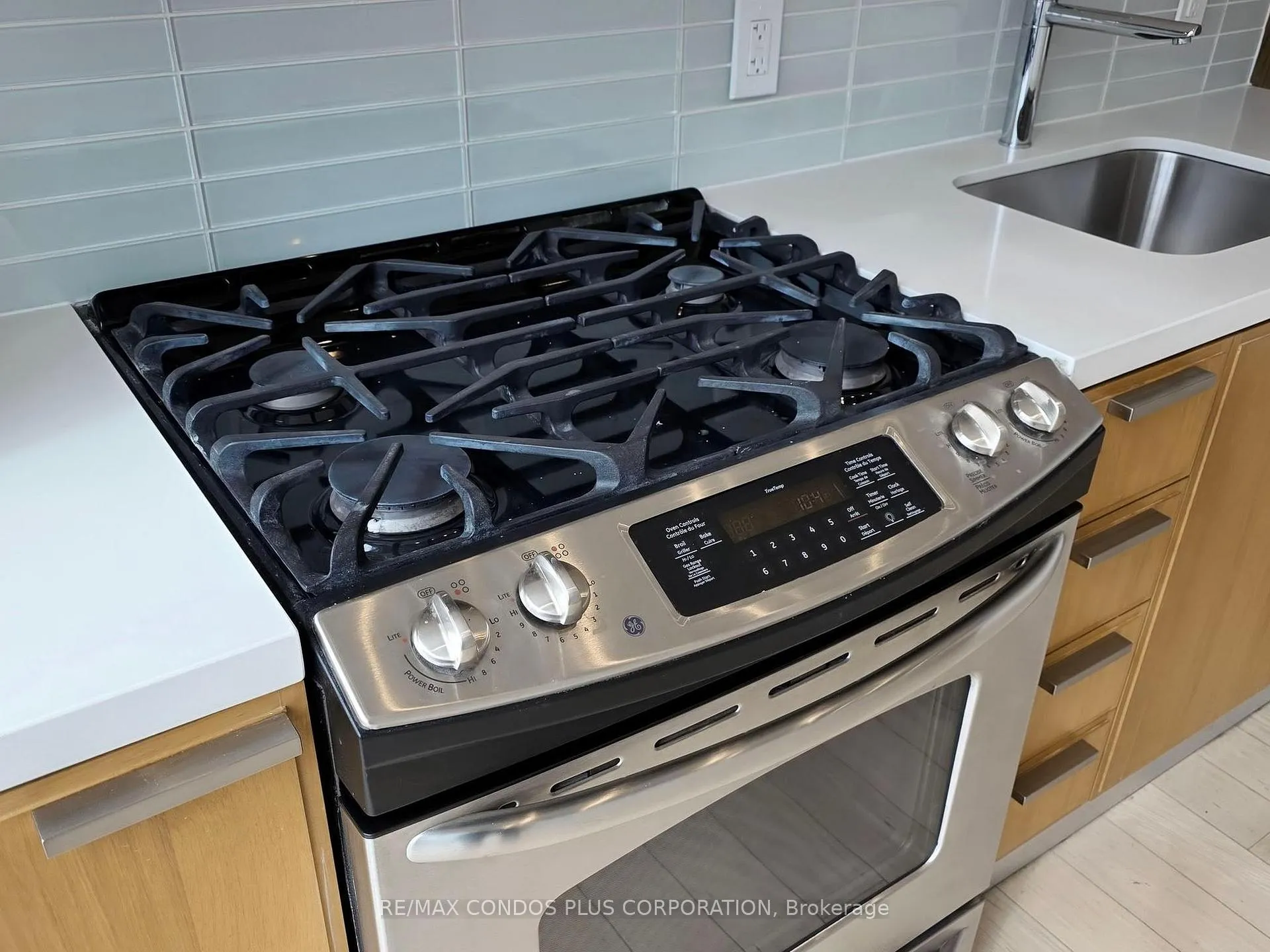 Photo 13 of Unit 710, 318 King Street E, Toronto, Moss Park — HOMEH