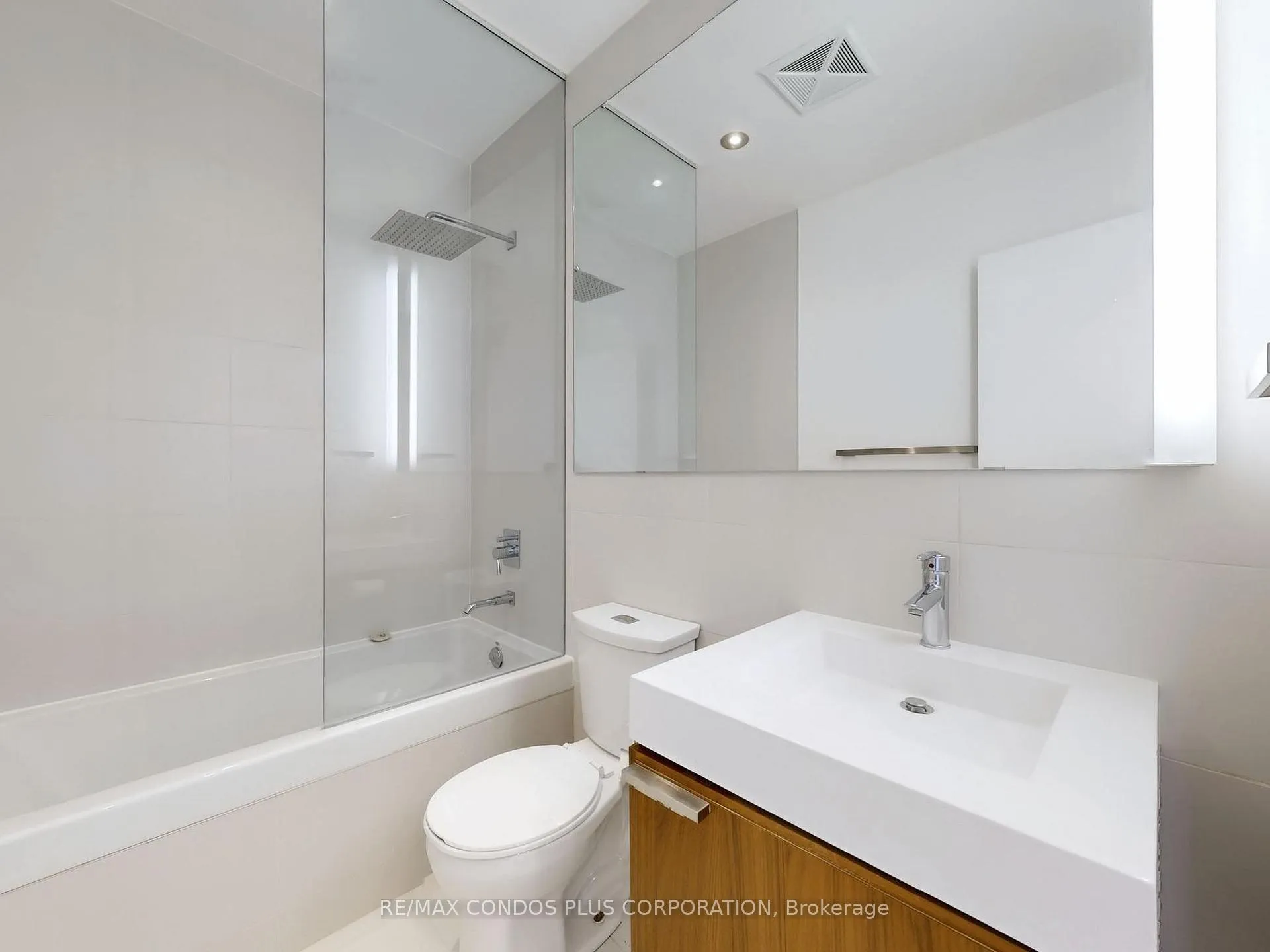 Photo 22 of Unit 710, 318 King Street E, Toronto, Moss Park — HOMEH