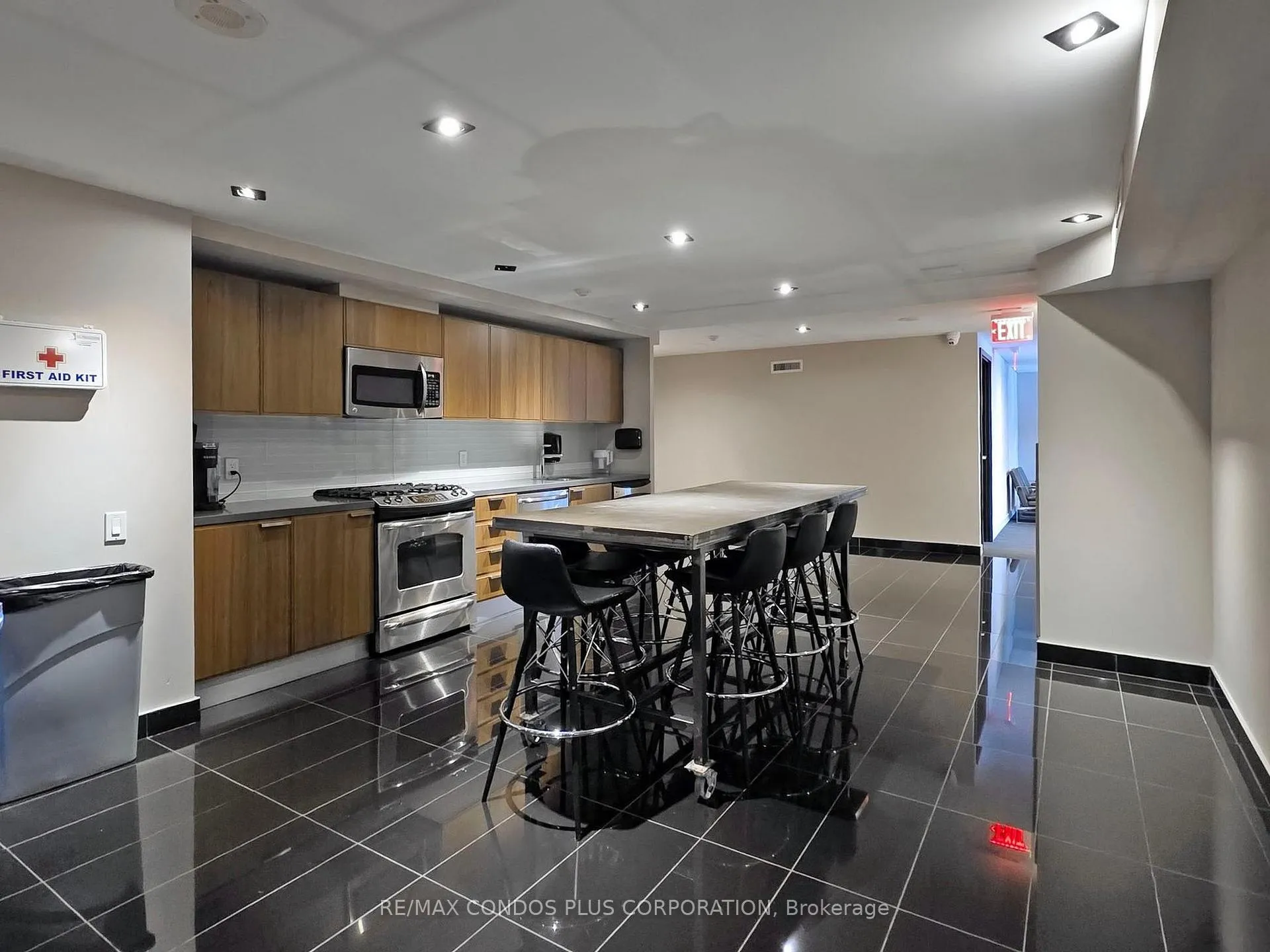 Photo 33 of Unit 710, 318 King Street E, Toronto, Moss Park — HOMEH