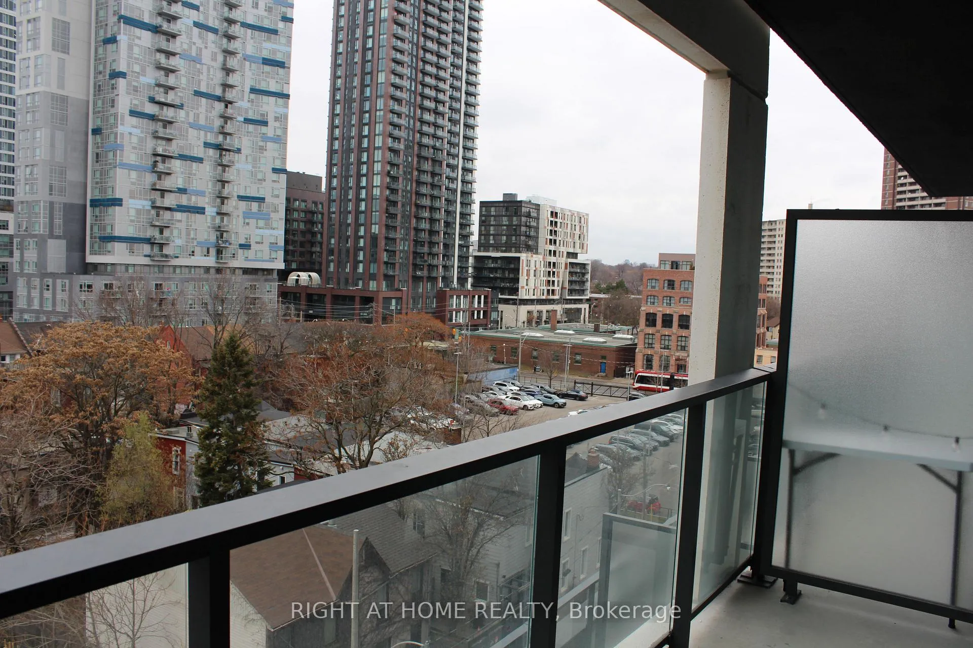 Photo 16 of Unit 616, 5 Defries Street, Toronto, Regent Park — HOMEH