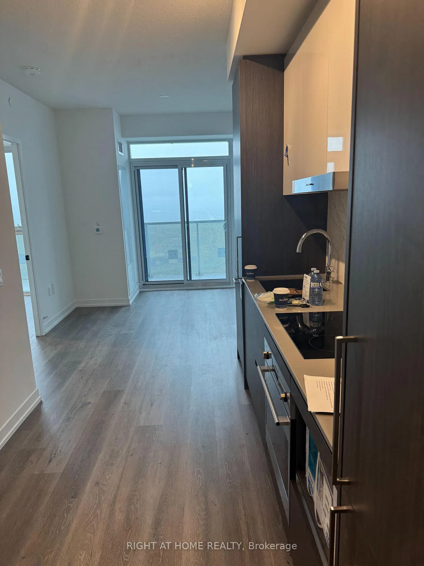 Photo 3 of Unit 4808, 225 commerce Street, Vaughan, Vaughan Corporate Centre — HOMEH