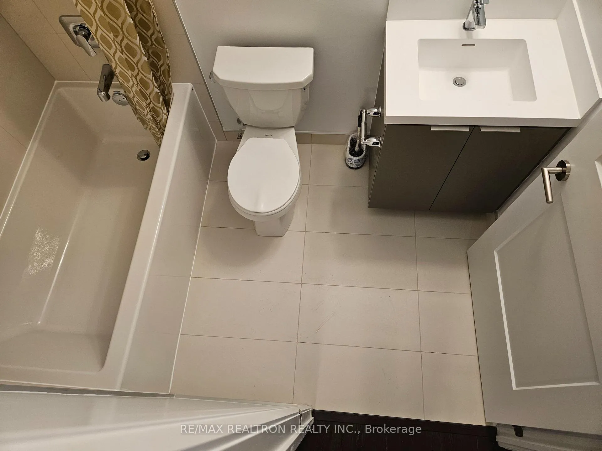 Photo 15 of Unit 1803, 25 Holly Street, Toronto, Mount Pleasant East — HOMEH