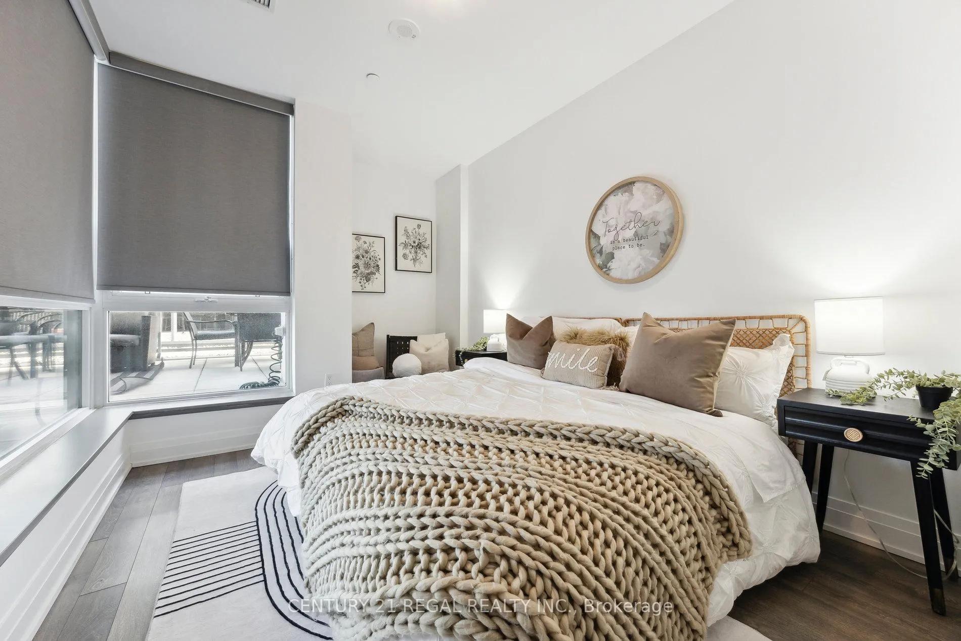 Photo 11 of Unit 404, 4800 Highway 7, Vaughan, West Woodbridge — HOMEH