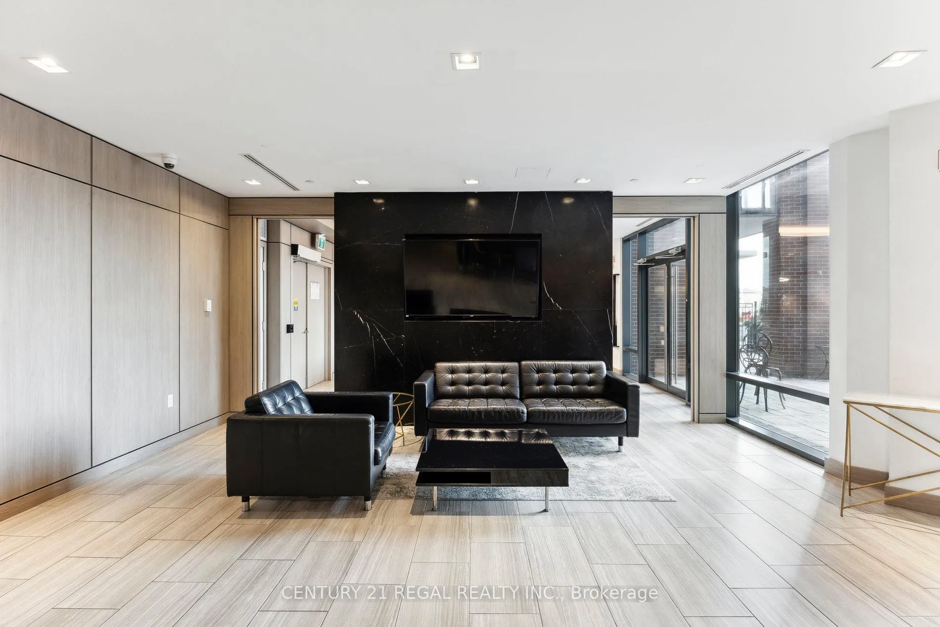 Photo 30 of Unit 404, 4800 Highway 7, Vaughan, West Woodbridge — HOMEH