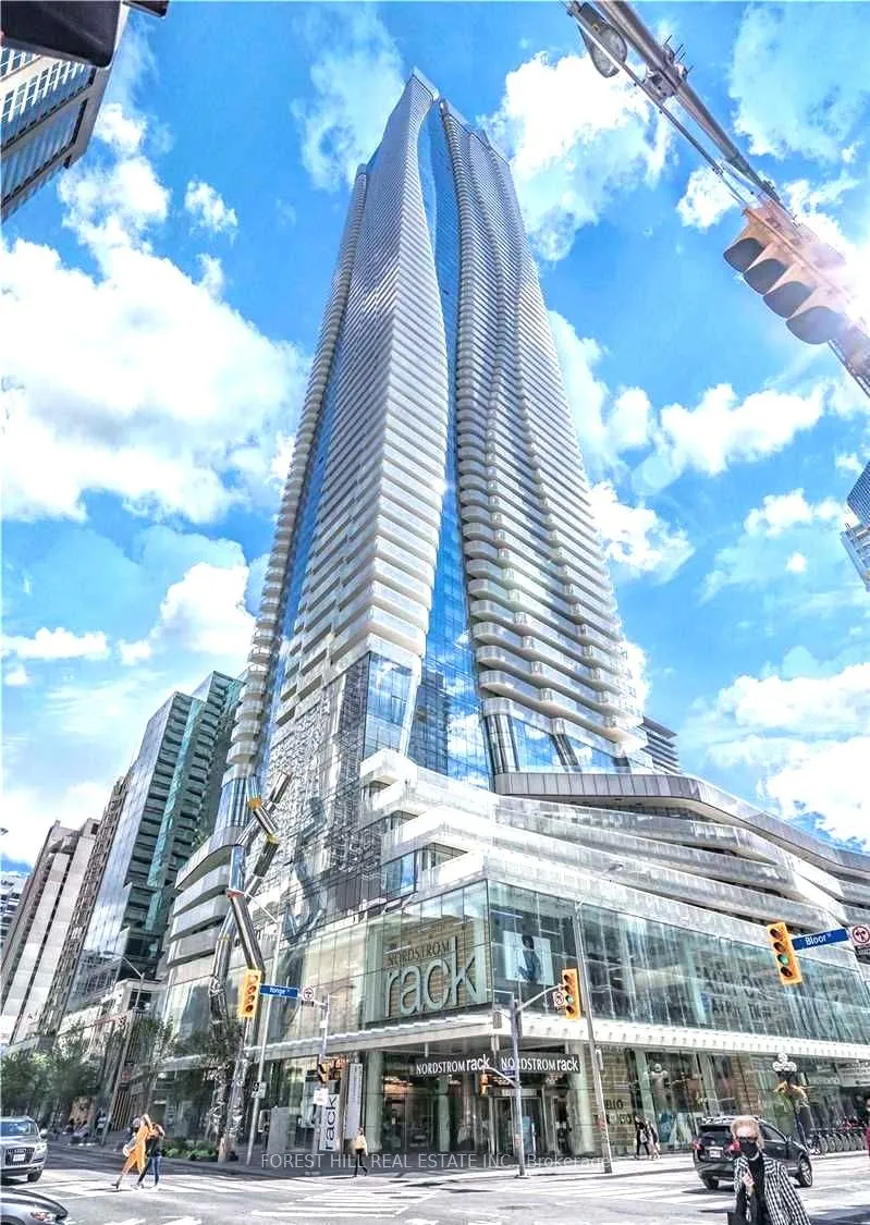 Front of Unit 5210, 1 Bloor Street E