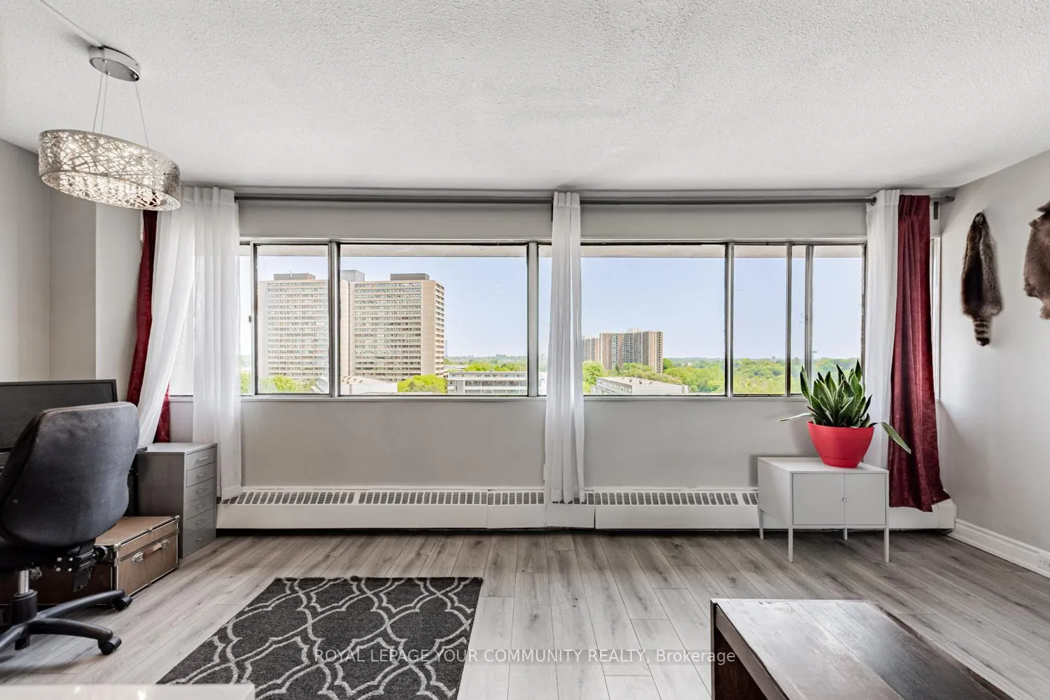 Photo 18 of Unit 912, 10 Sunny Glenway, Toronto, Flemingdon Park — HOMEH